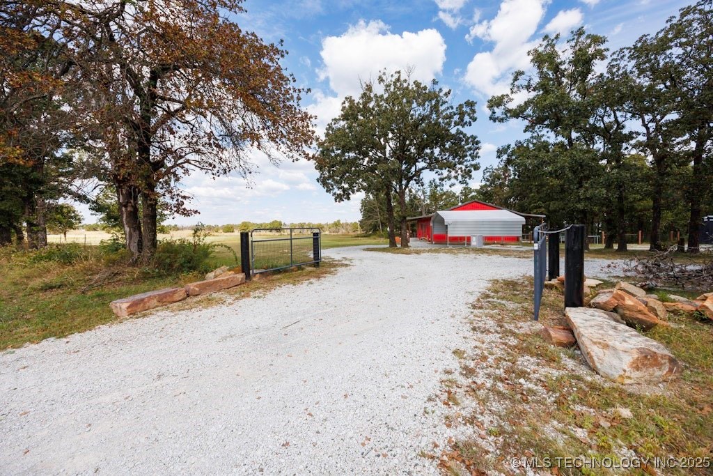 346 County Road 2570 Property Photo 3