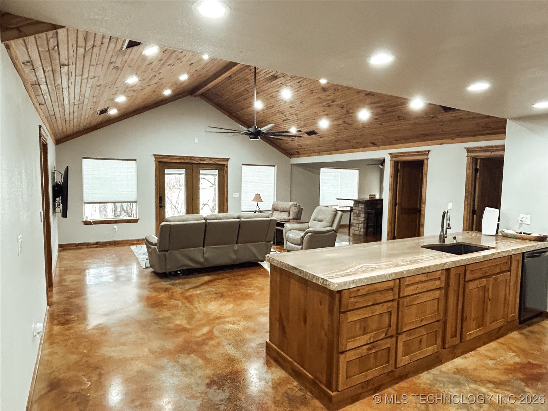 117051 S 4238 Road Property Photo 9