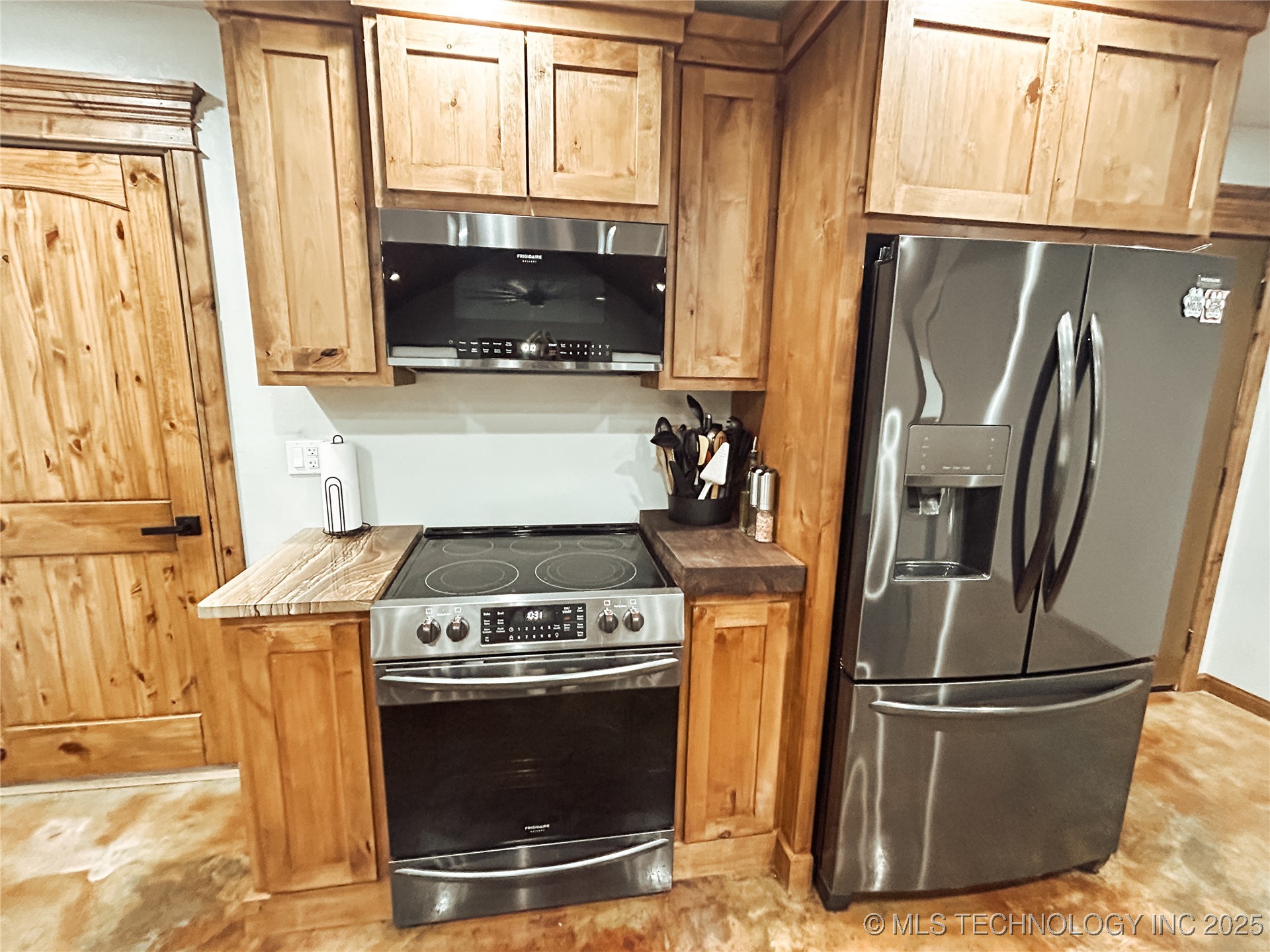 117051 S 4238 Road Property Photo 12