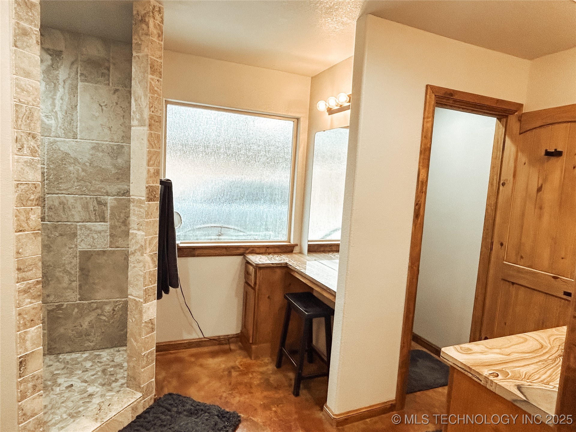 117051 S 4238 Road Property Photo 27