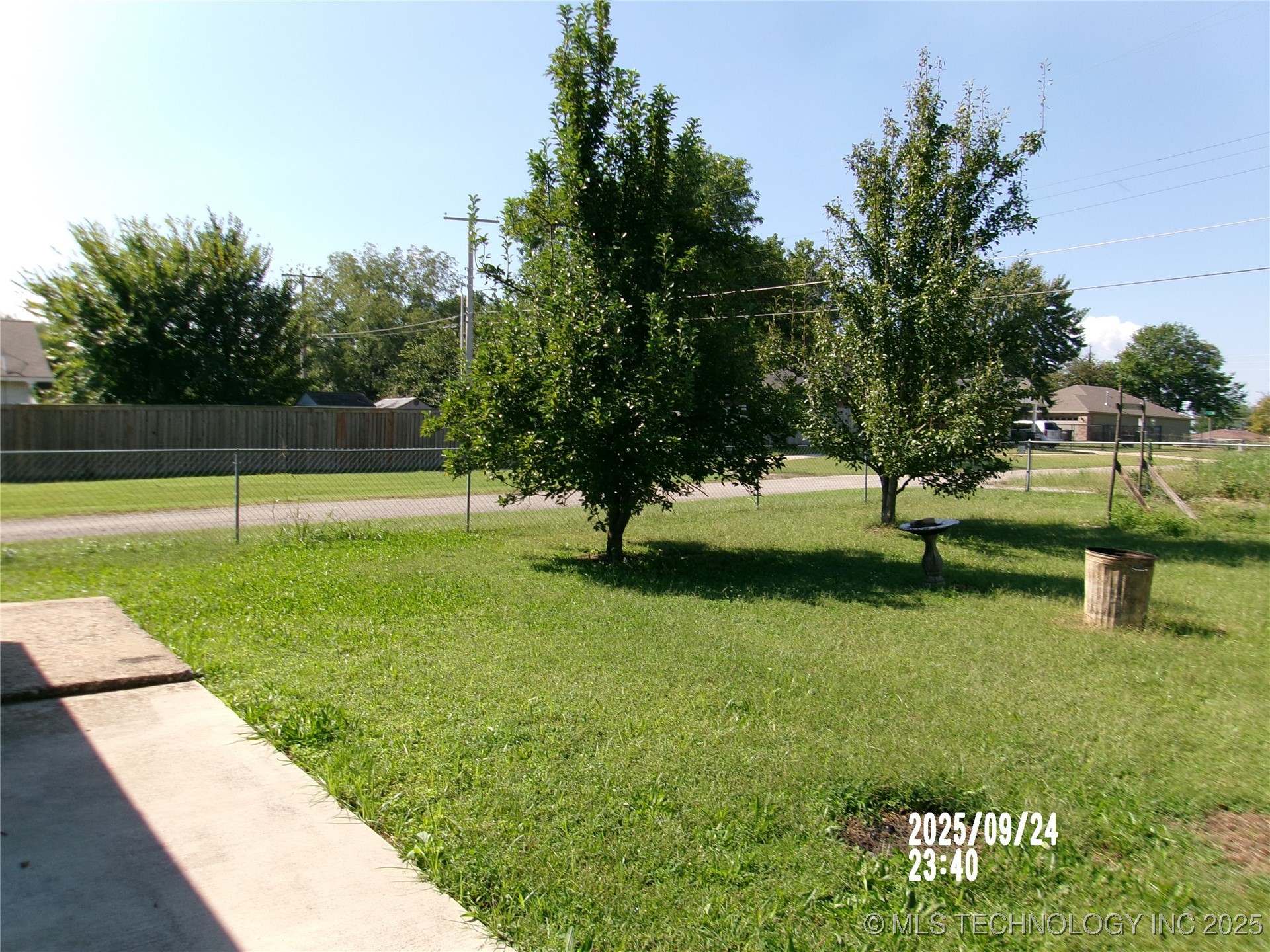 721 S Hickory Avenue Property Photo 3