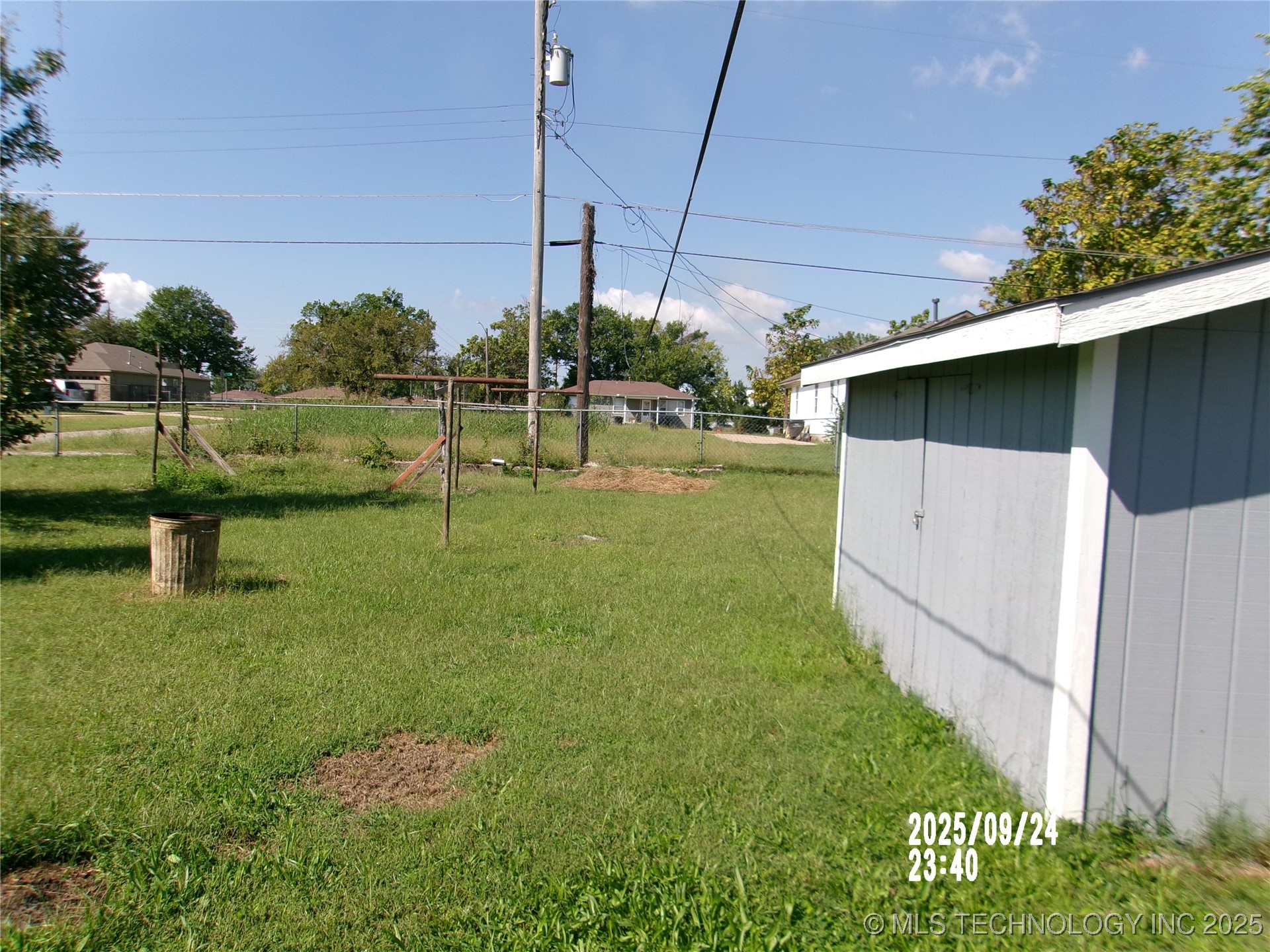 721 S Hickory Avenue Property Photo 4