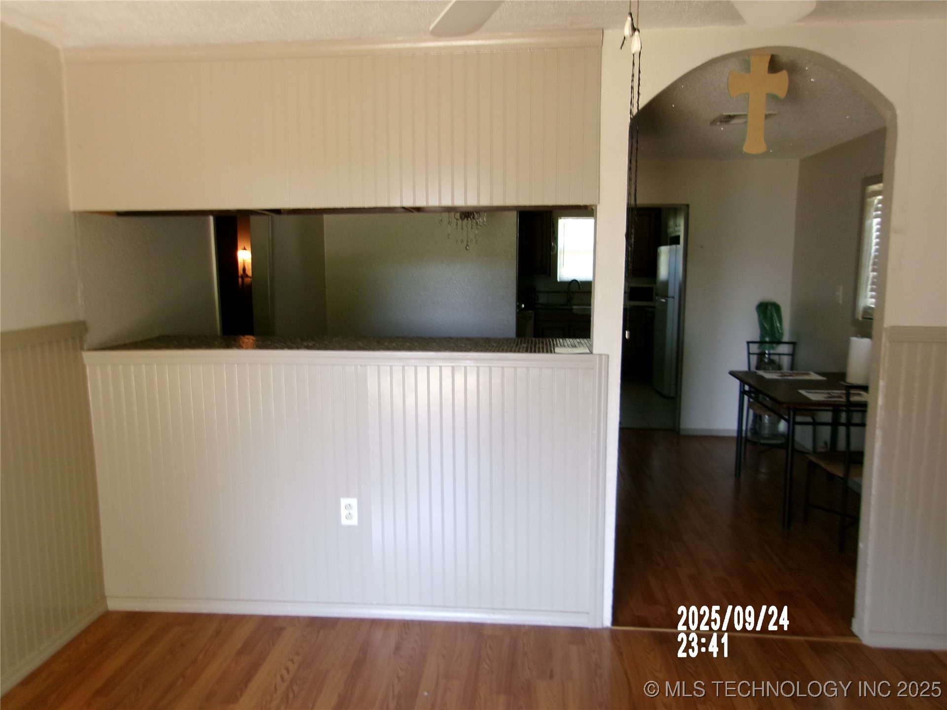 721 S Hickory Avenue Property Photo 7