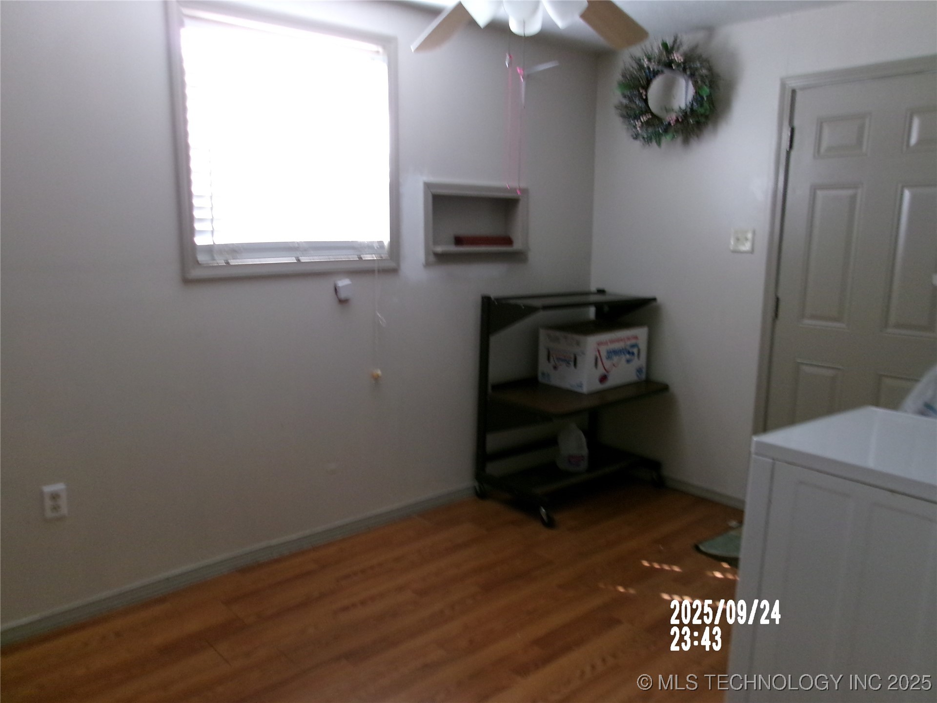 721 S Hickory Avenue Property Photo 14