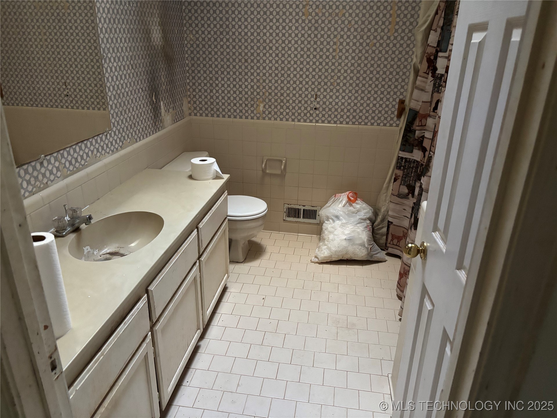 19450 E Acorn Road Property Photo 12