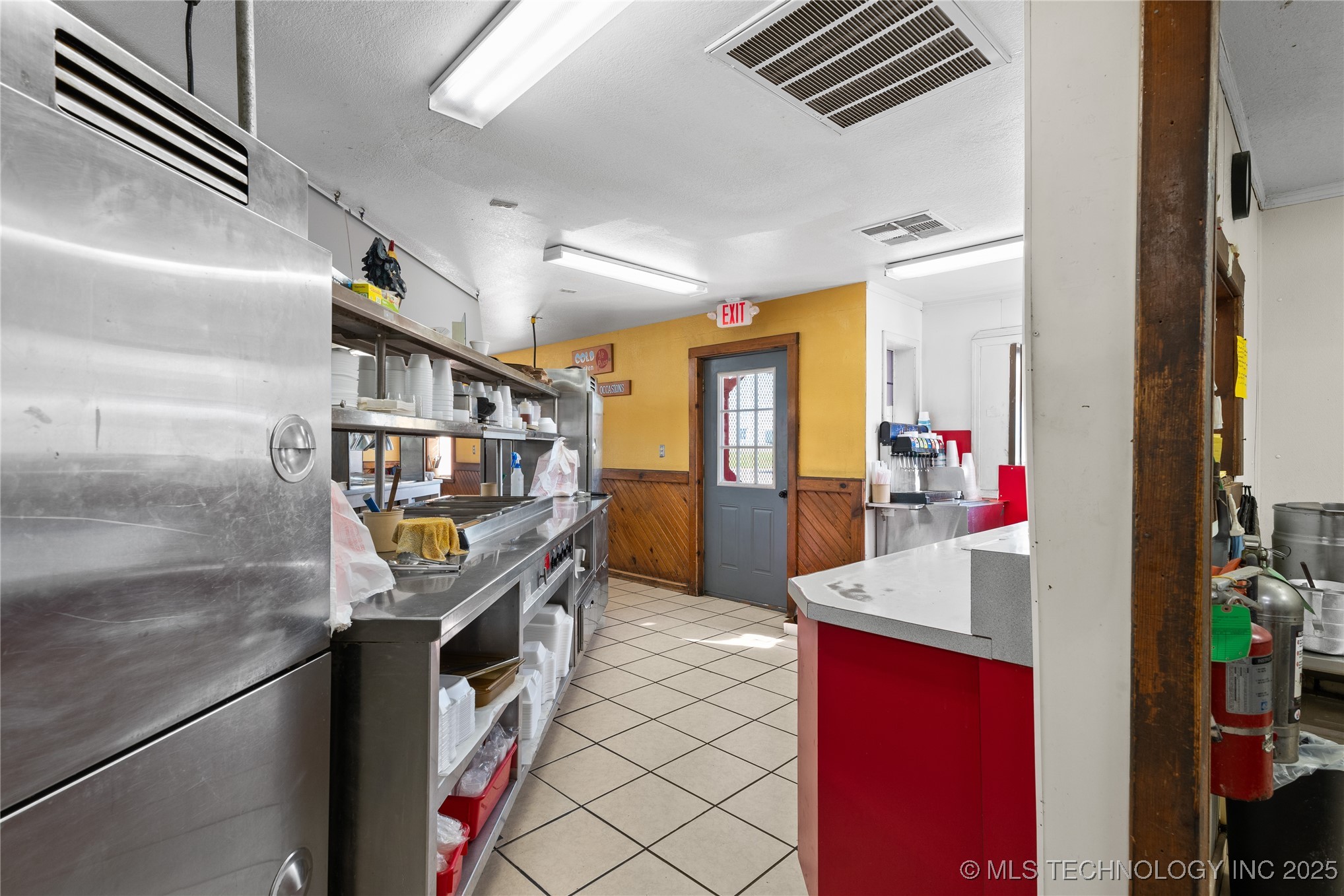 18753 S Highway 100 Property Photo 19