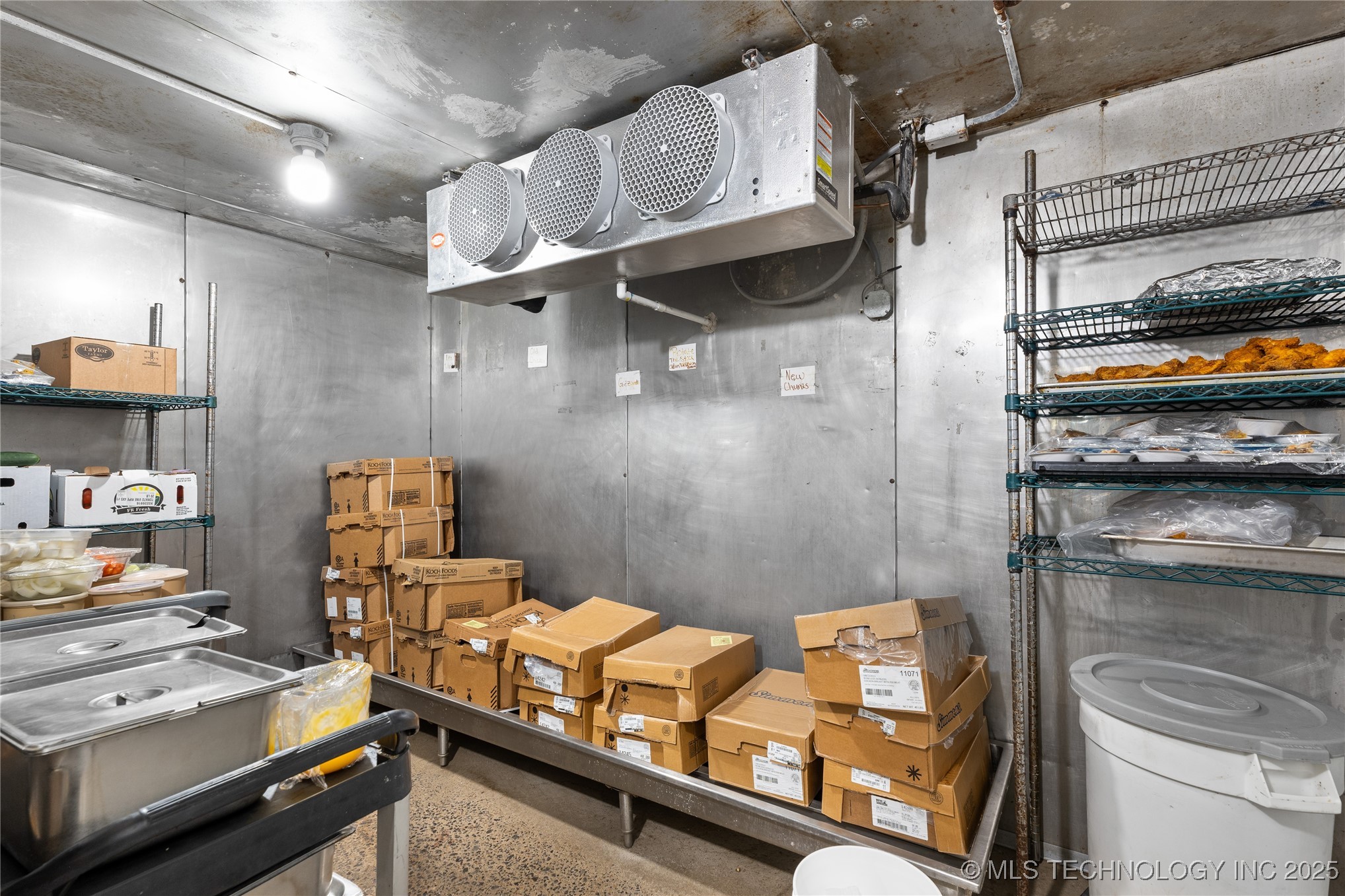 18753 S Highway 100 Property Photo 28