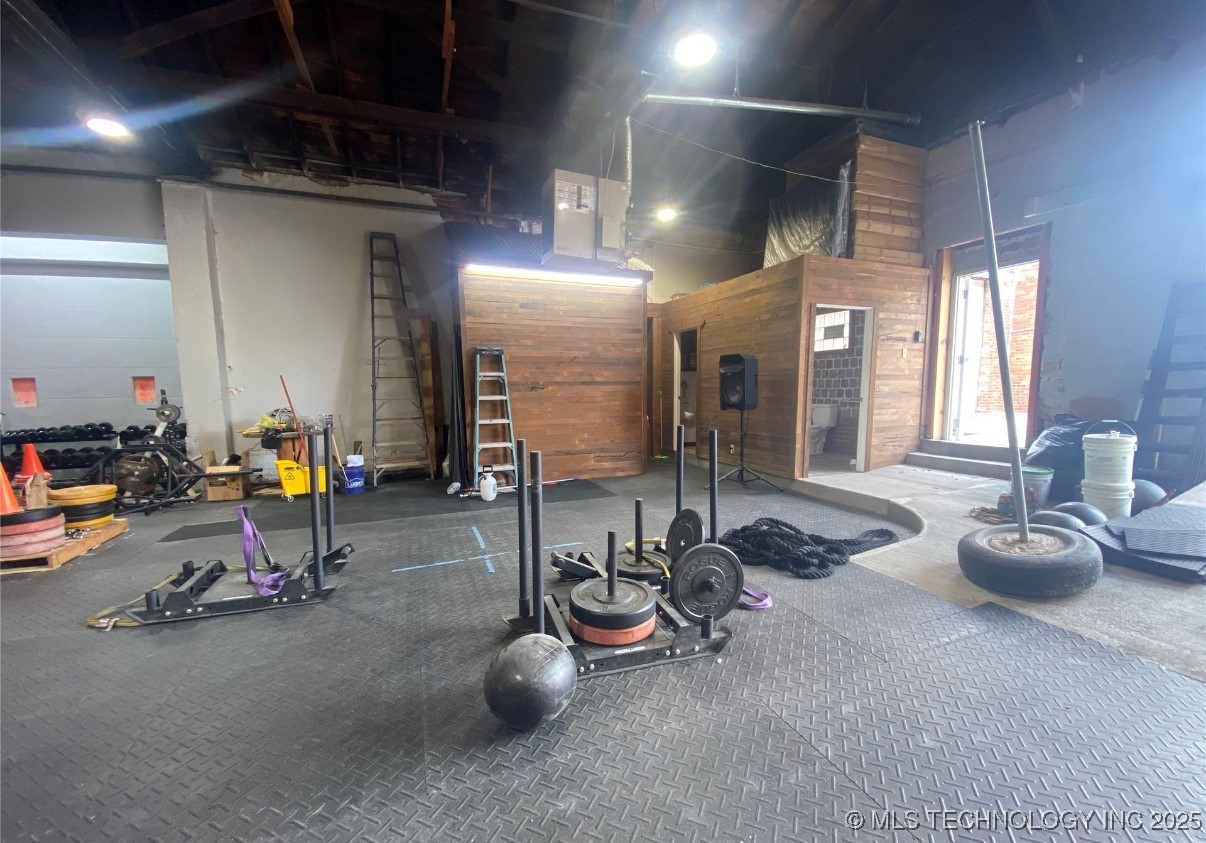 111 N Washington Street Property Photo 6