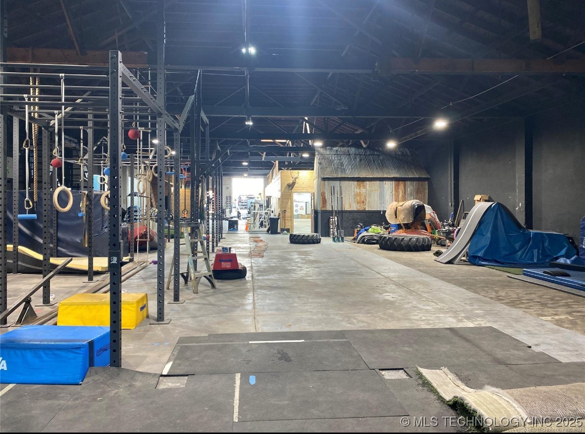 111 N Washington Street Property Photo 23