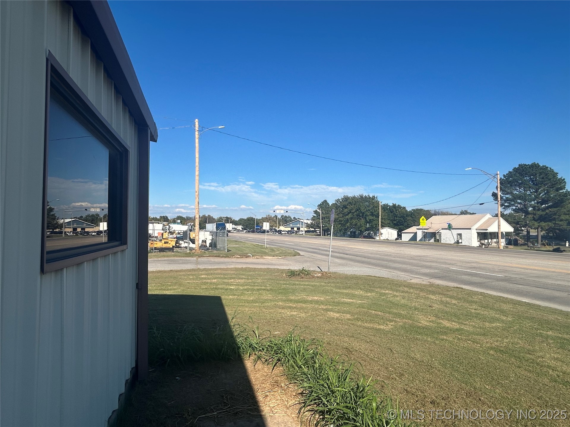 9724 S Hwy 69 Highway Property Photo 5