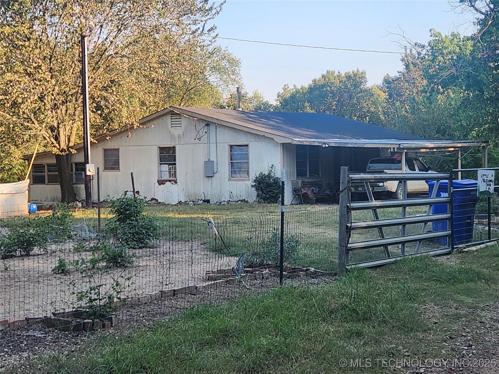 8388 S Research Property Photo 17