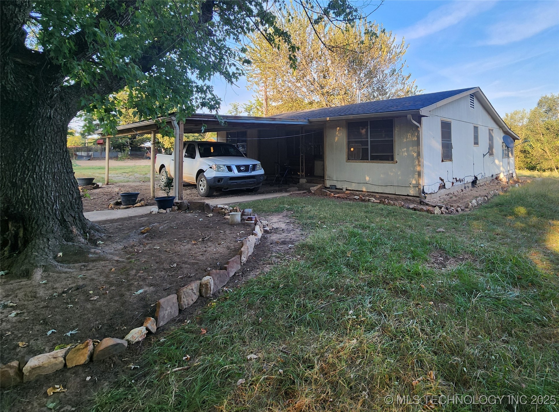 8388 S Research Property Photo 28