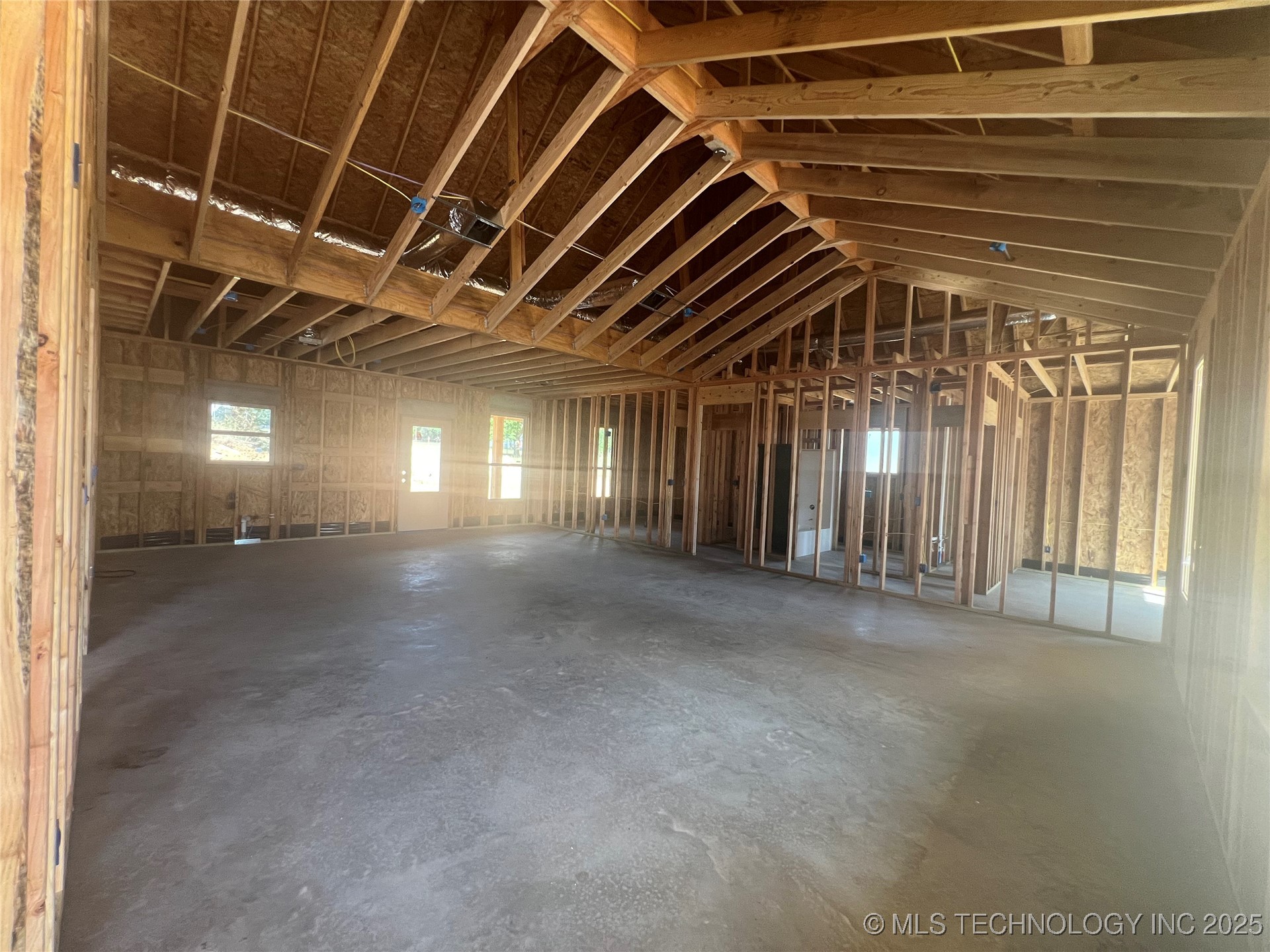 16605 W Sierra Property Photo 4