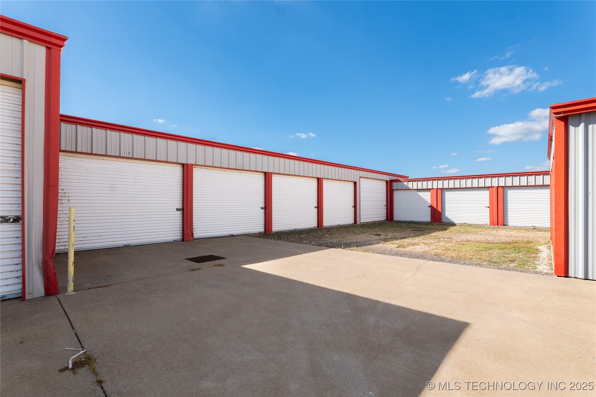 18753 S 100 Highway Property Photo 7