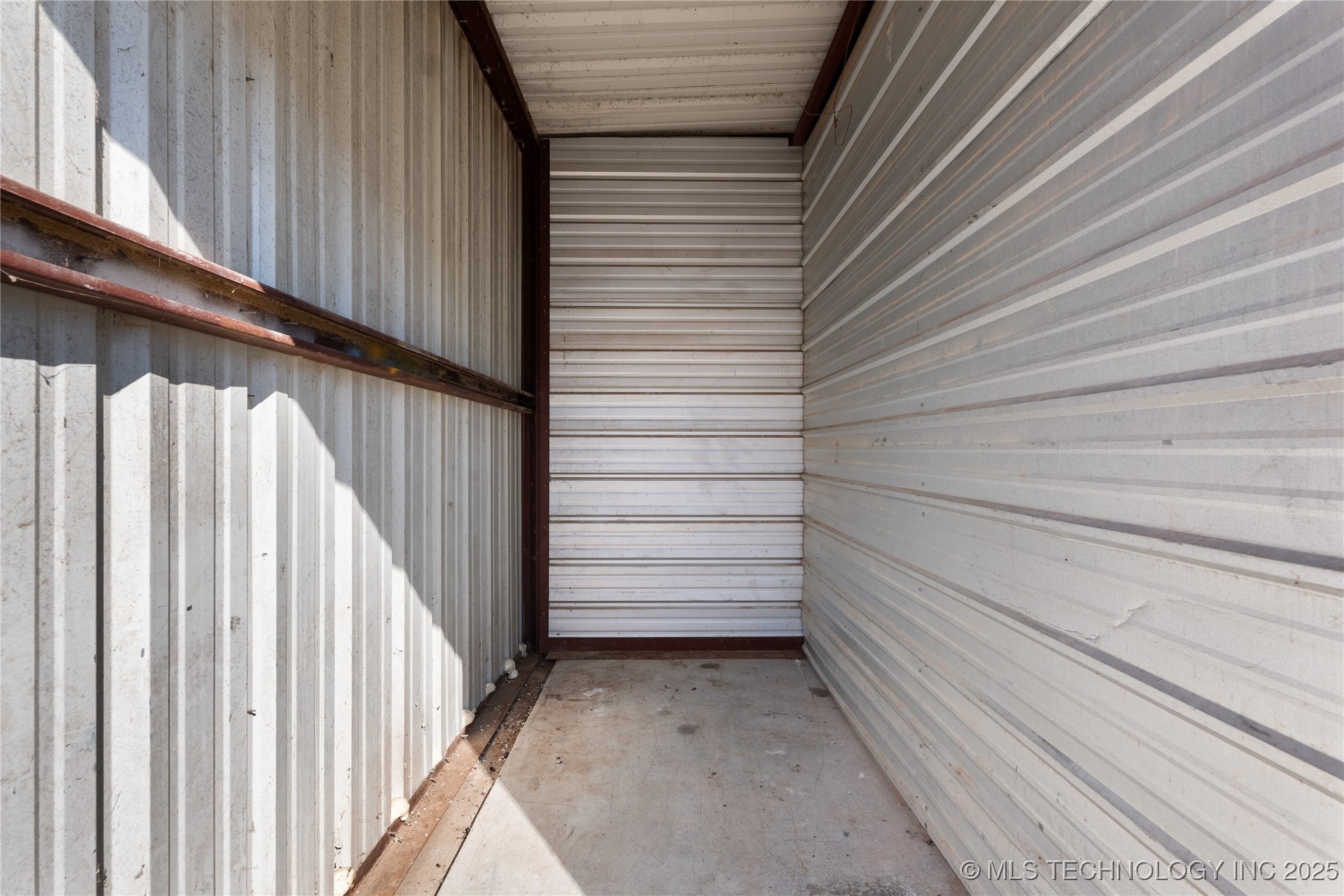 18753 S 100 Highway Property Photo 14