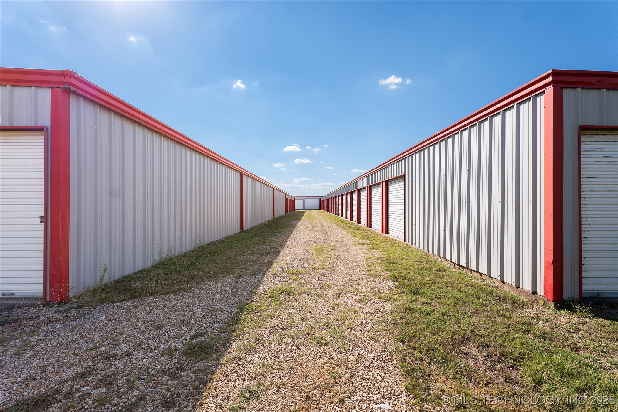 18753 S 100 Highway Property Photo 21