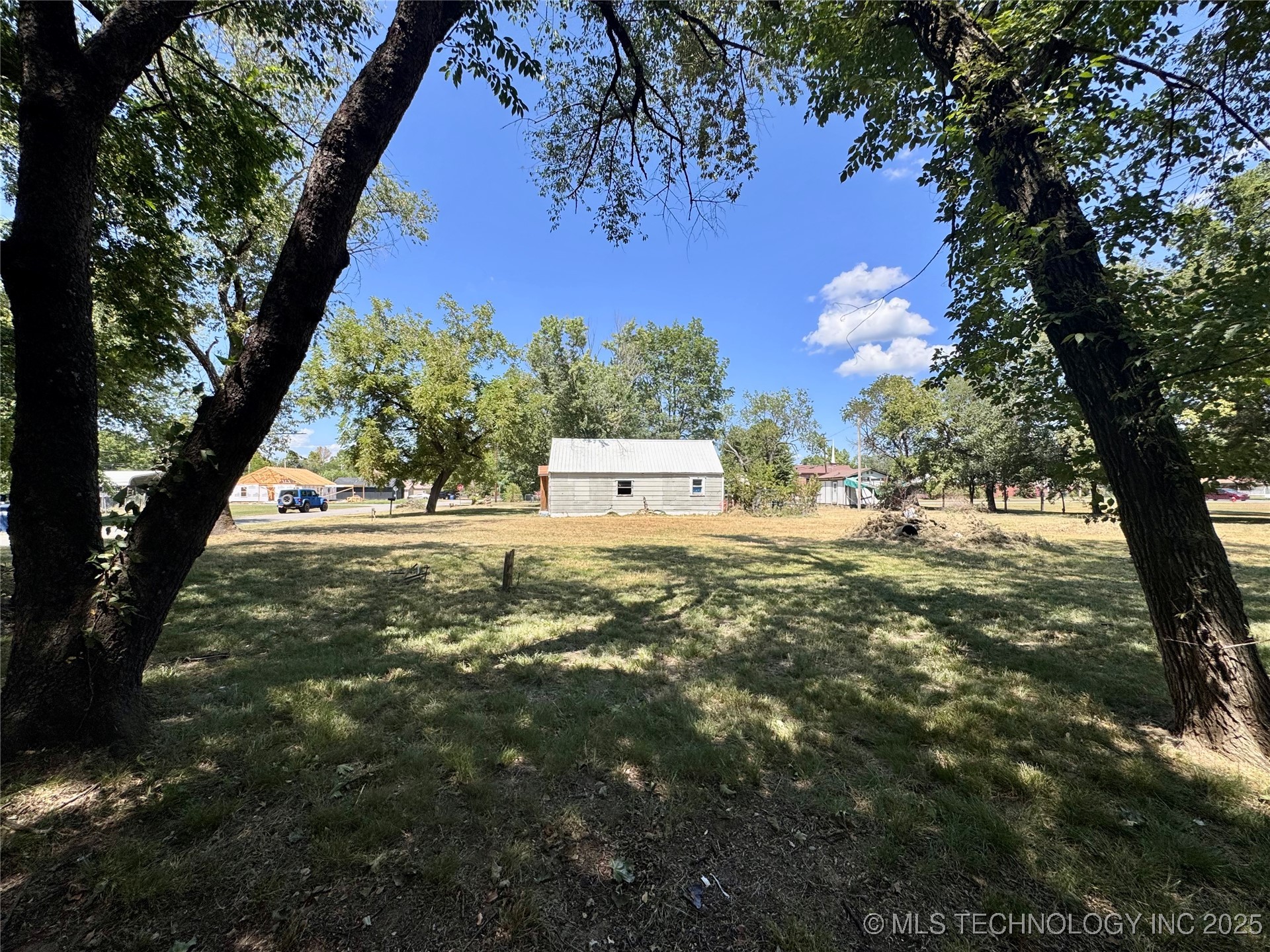 212 N Mayes Street Property Photo 7