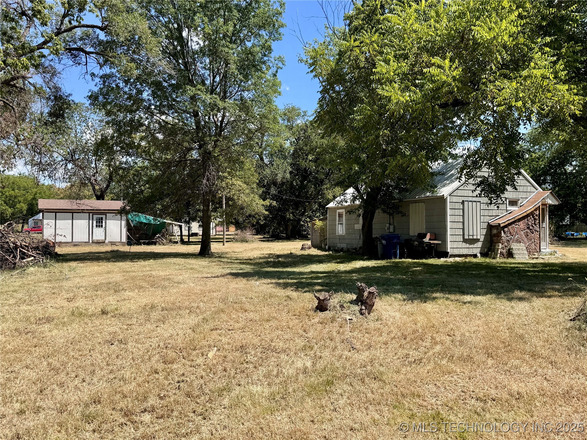 212 N Mayes Street Property Photo 12