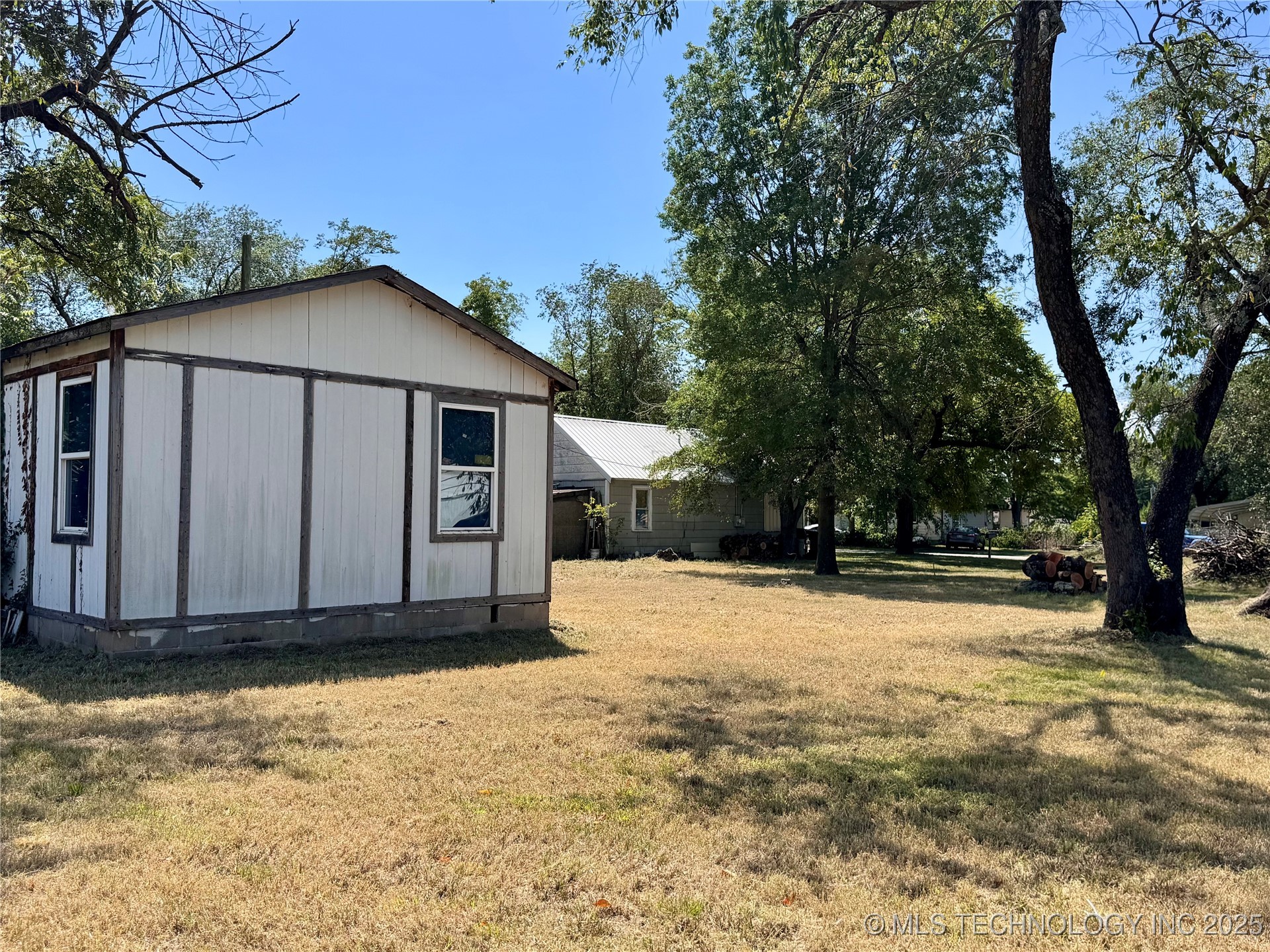 212 N Mayes Street Property Photo 19