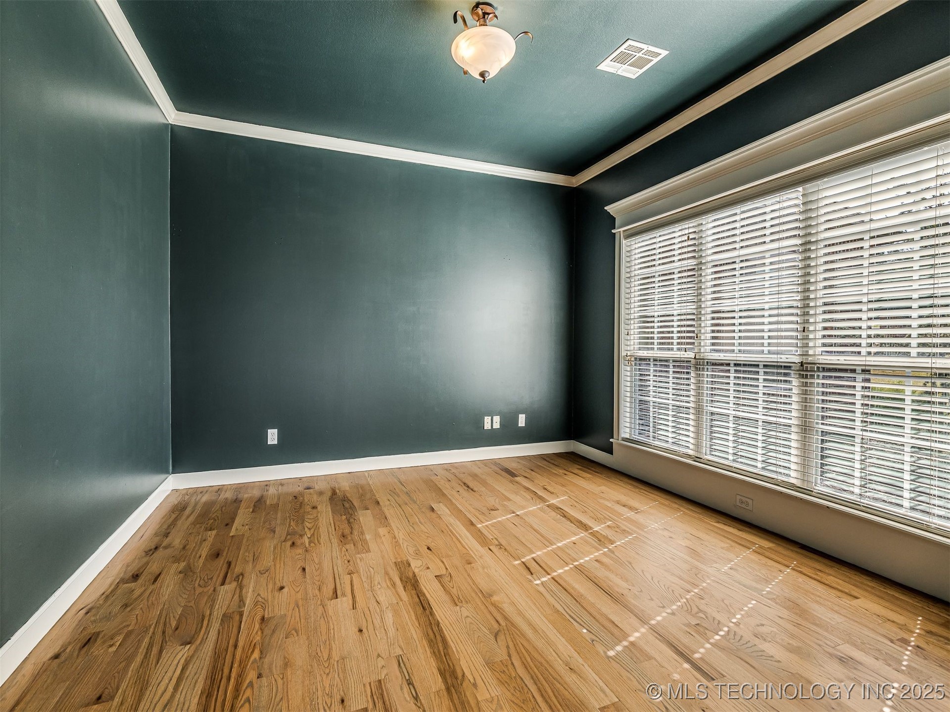 18509 E 100th Street N Property Photo 16