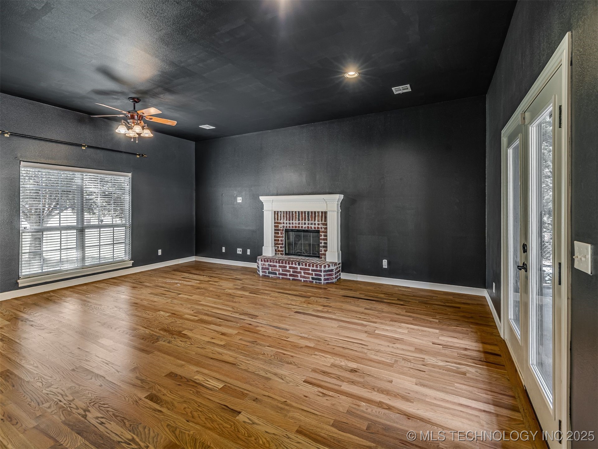 18509 E 100th Street N Property Photo 18