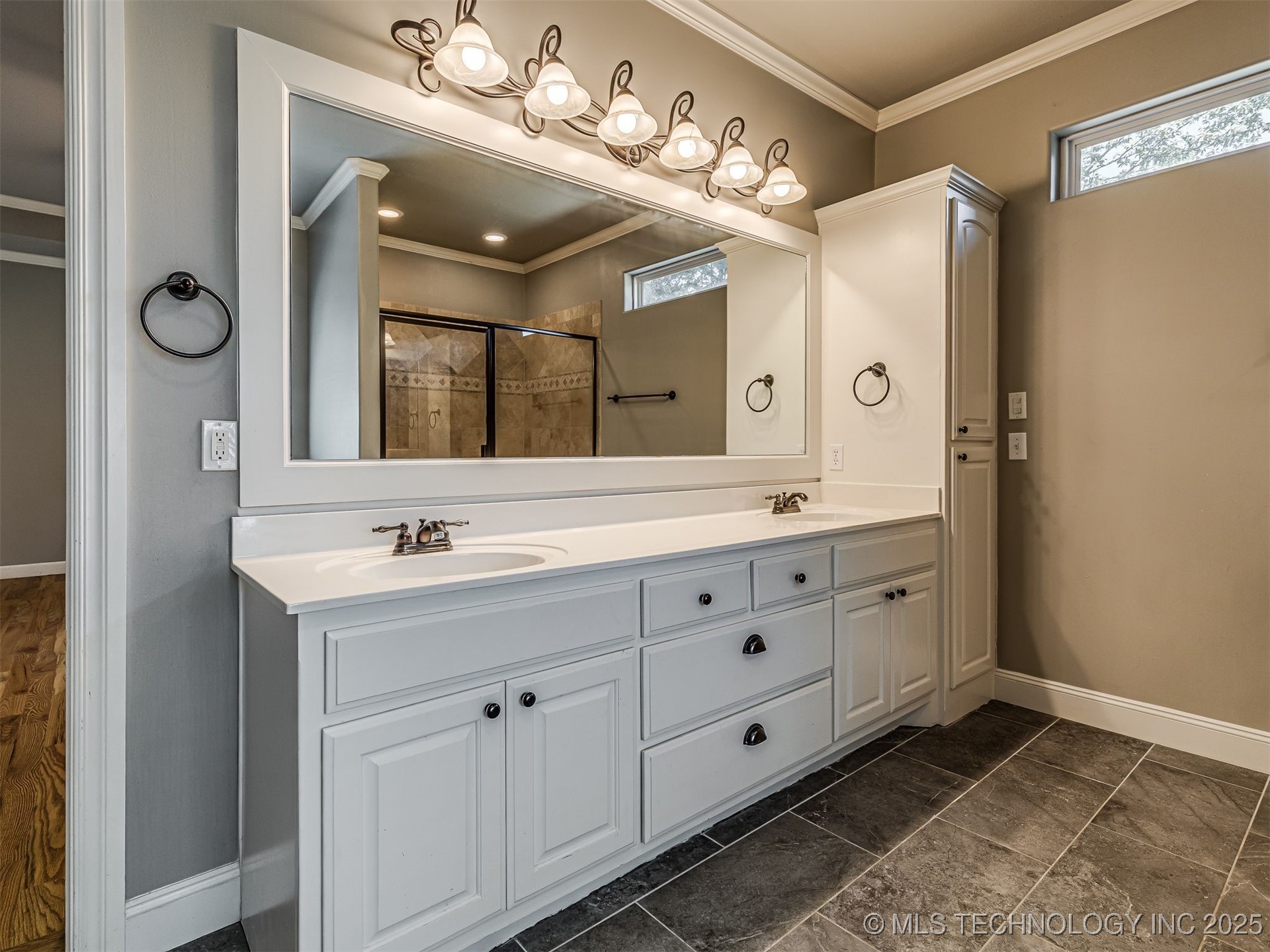 18509 E 100th Street N Property Photo 21