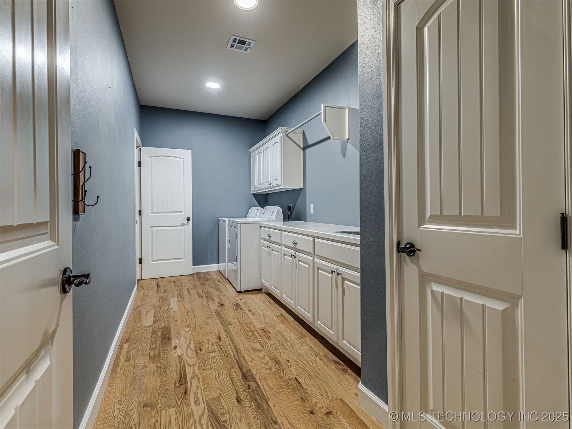 18509 E 100th Street N Property Photo 31