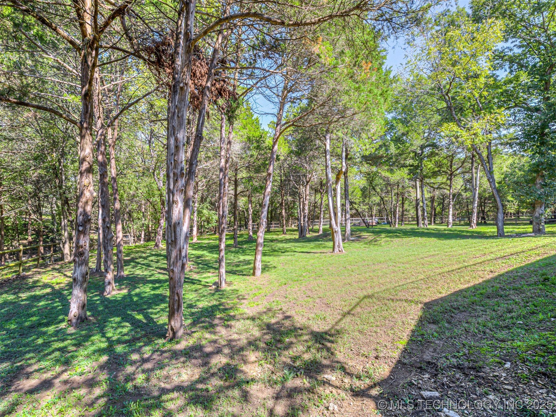 18509 E 100th Street N Property Photo 37