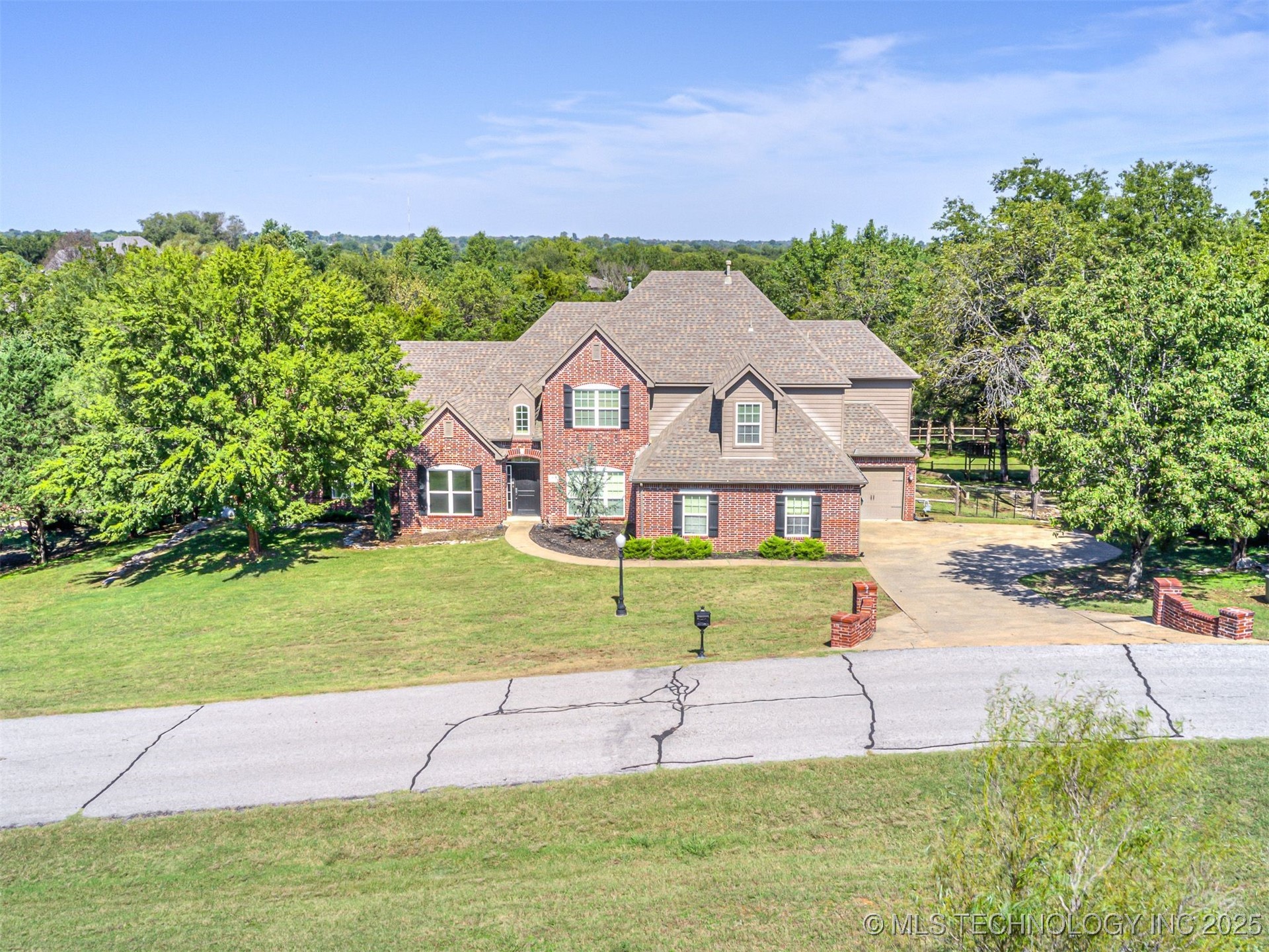 18509 E 100th Street N Property Photo 39