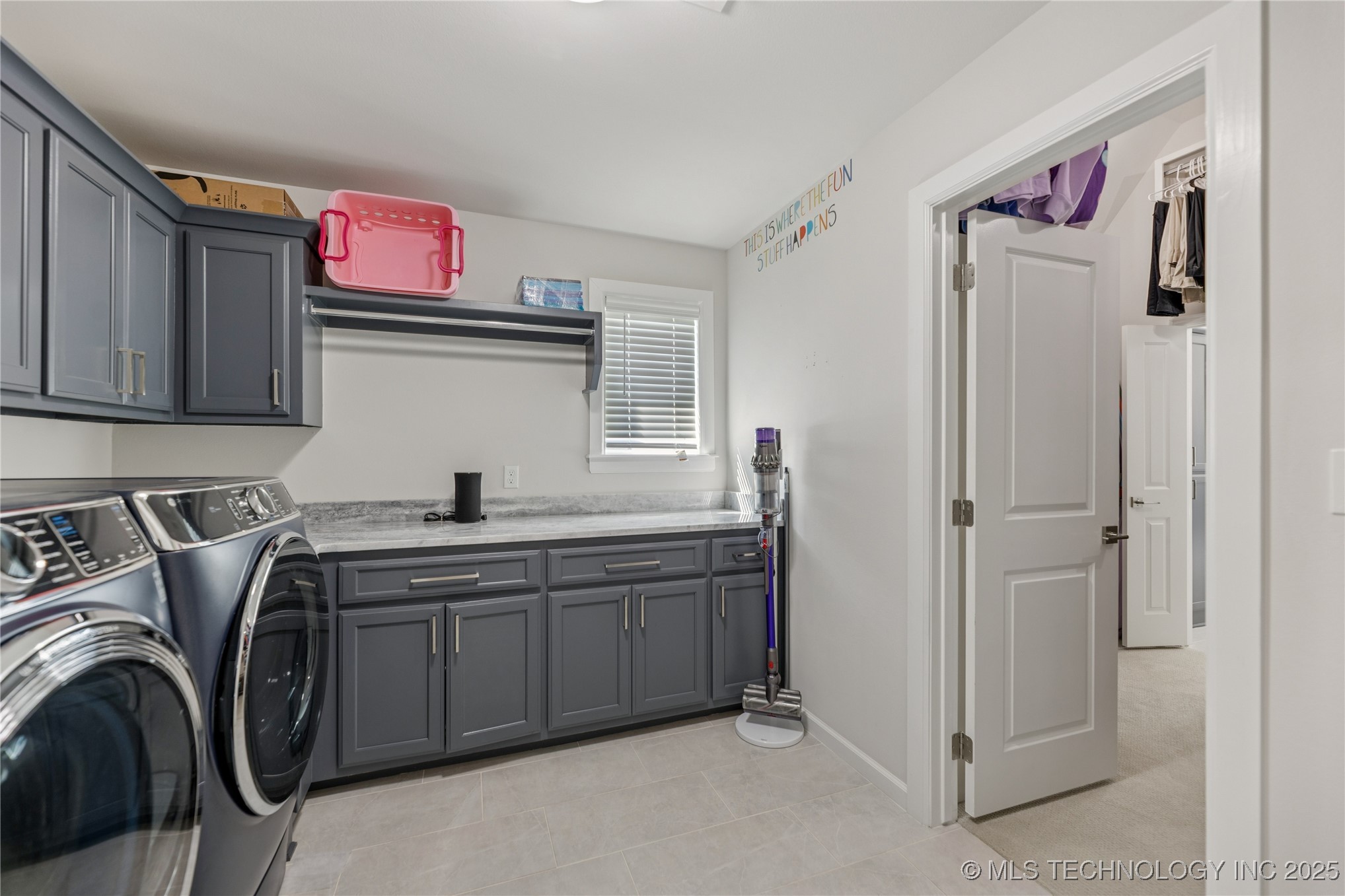 317 W 164th Place S Property Photo 10