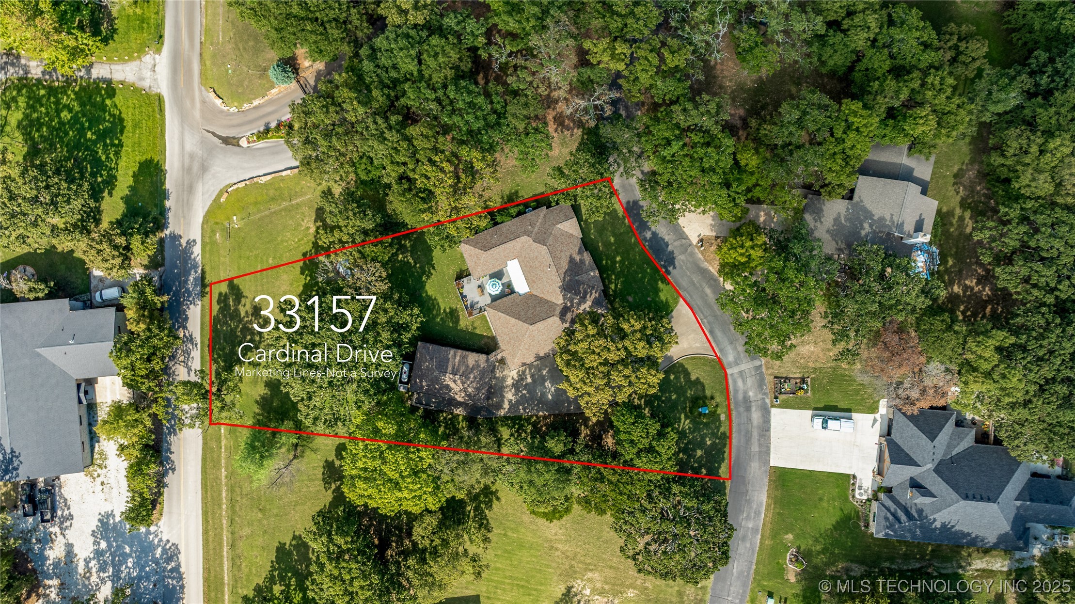 33157 Cardinal Drive Property Photo 7