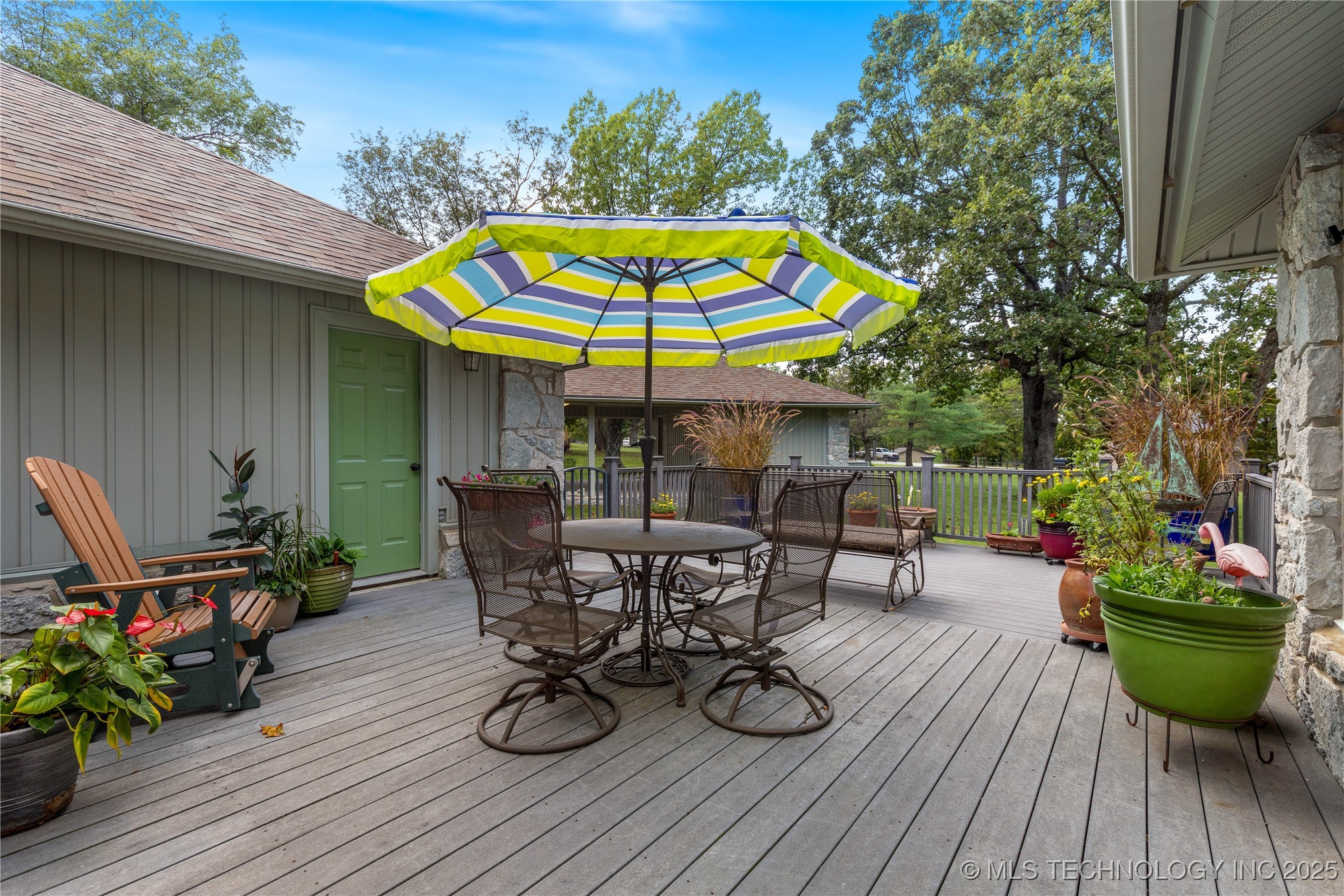 33157 Cardinal Drive Property Photo 14