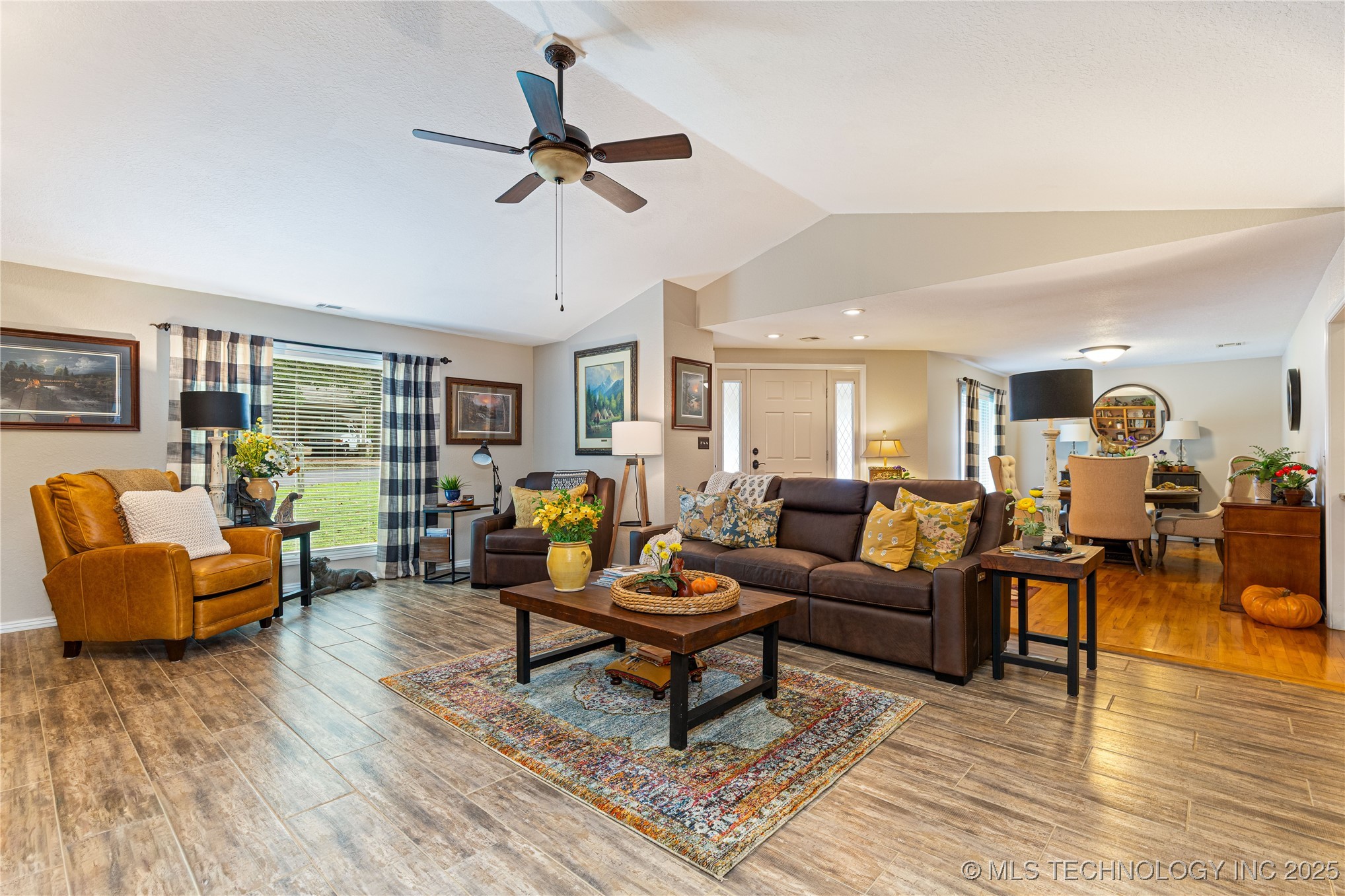 33157 Cardinal Drive Property Photo 17