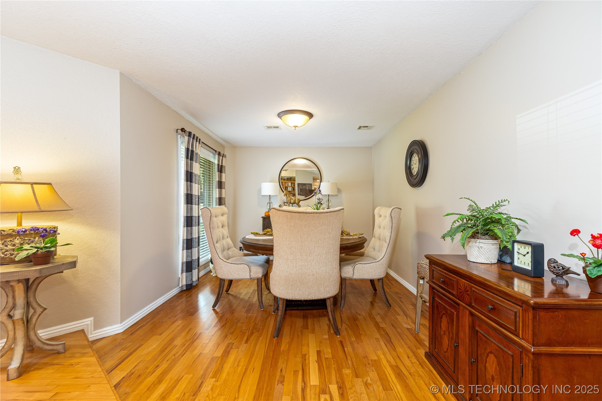 33157 Cardinal Drive Property Photo 22