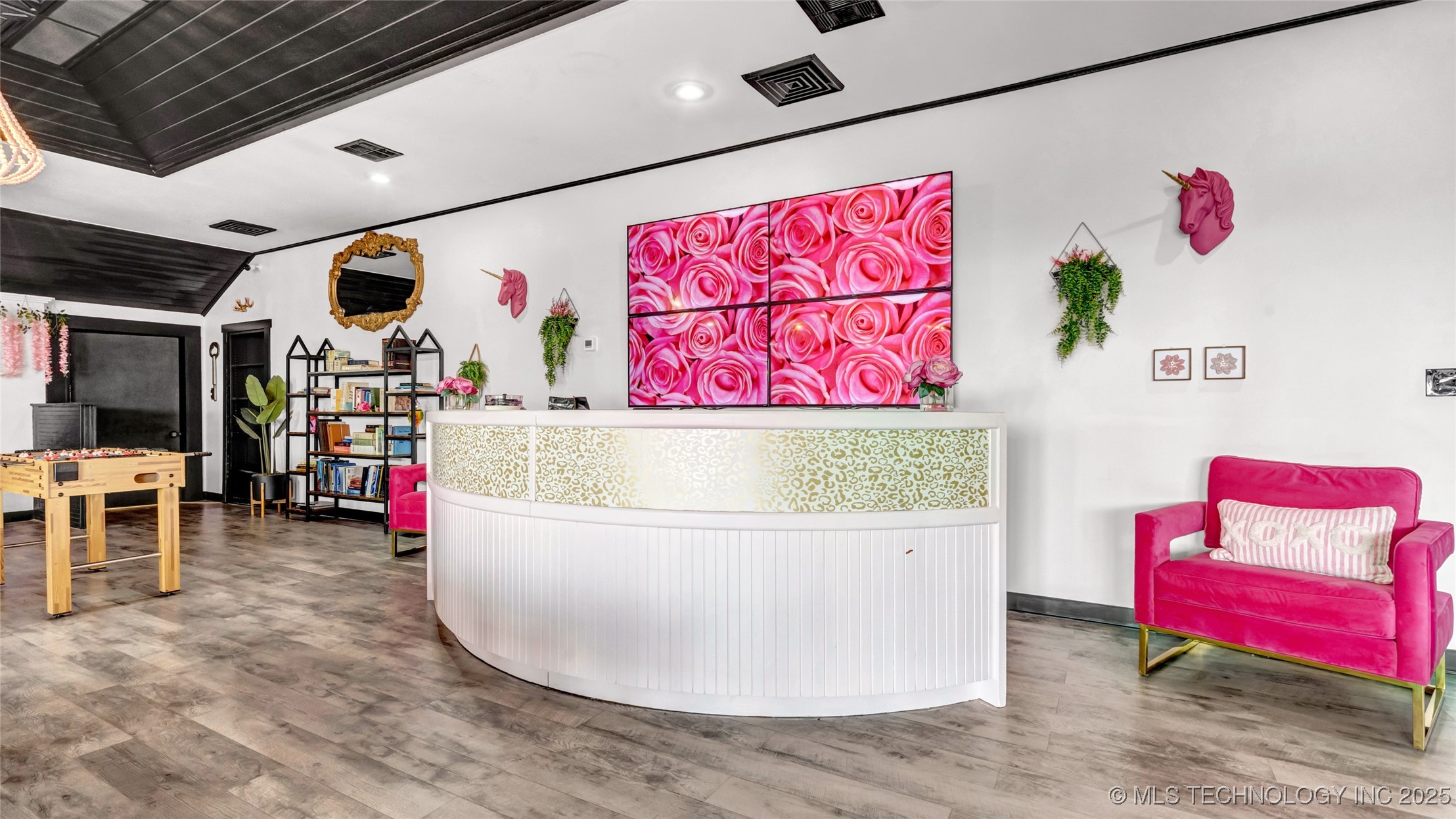 1717 W Broadway Property Photo 21