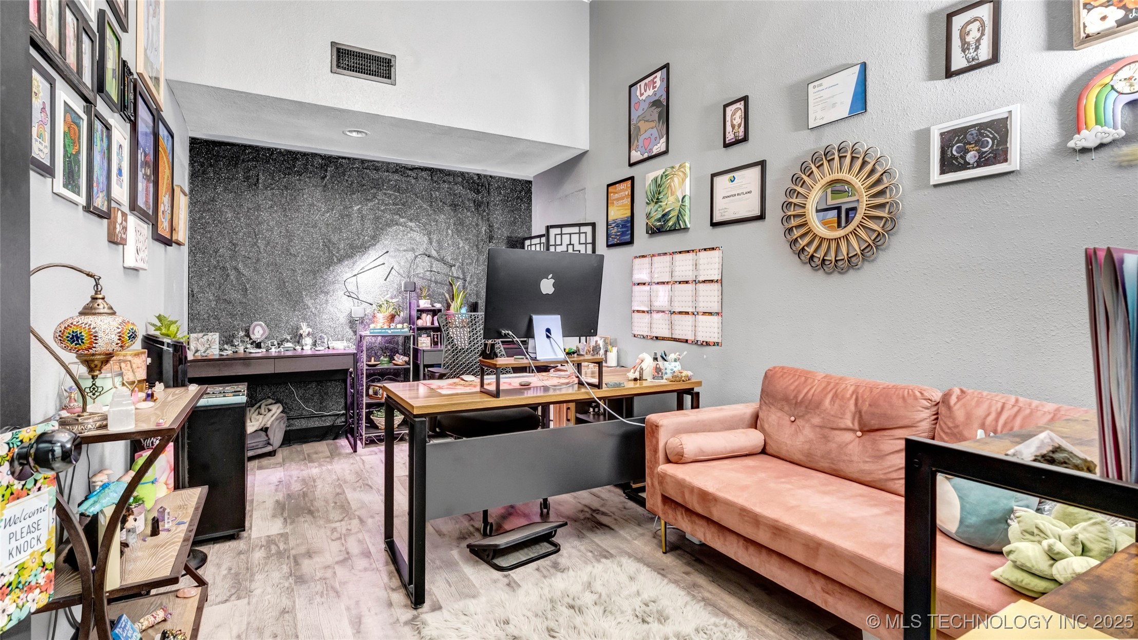 1717 W Broadway Property Photo 30