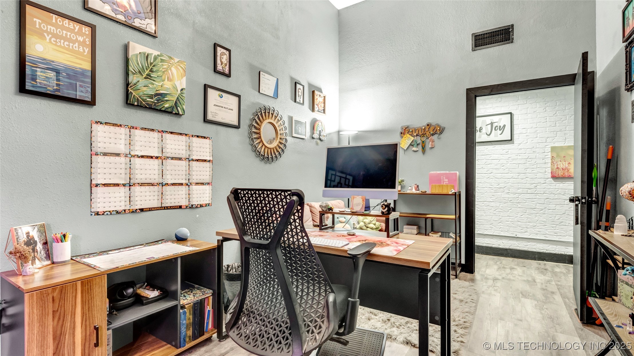 1717 W Broadway Property Photo 31