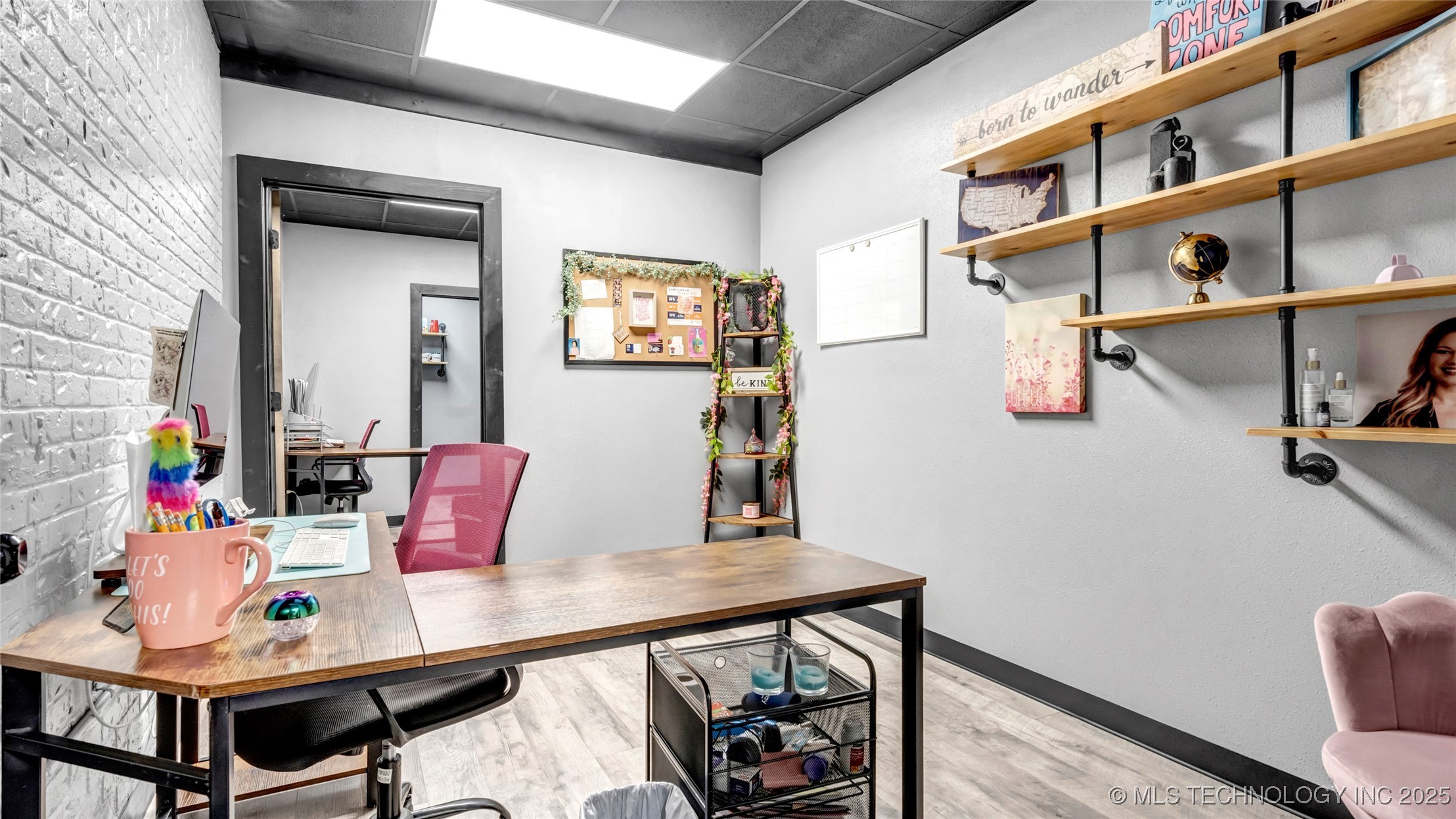 1717 W Broadway Property Photo 43