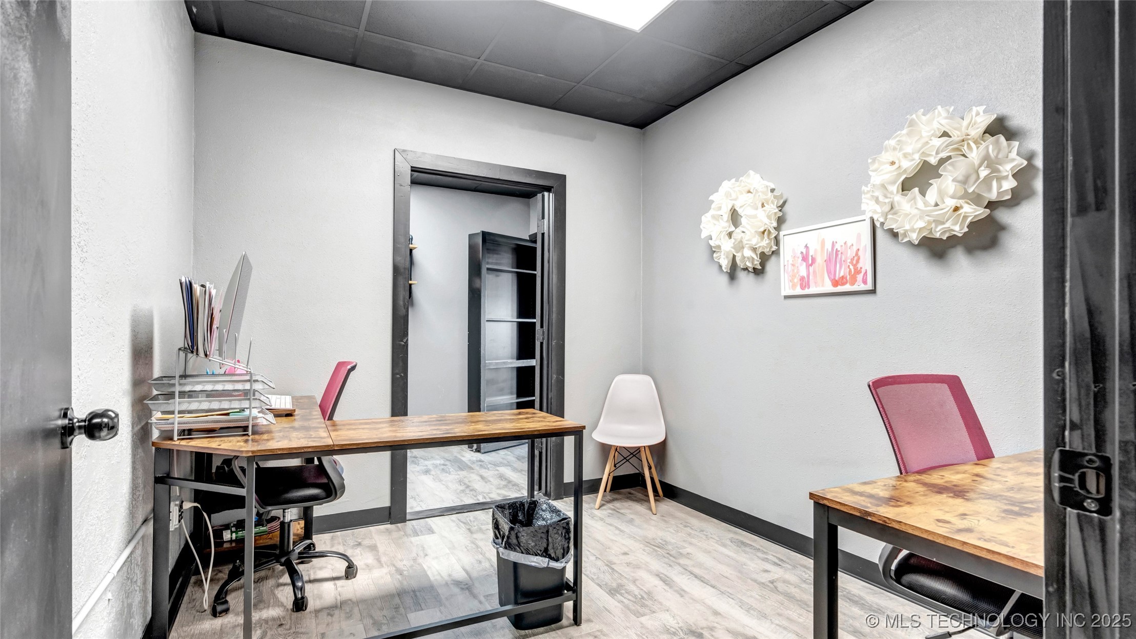 1717 W Broadway Property Photo 44