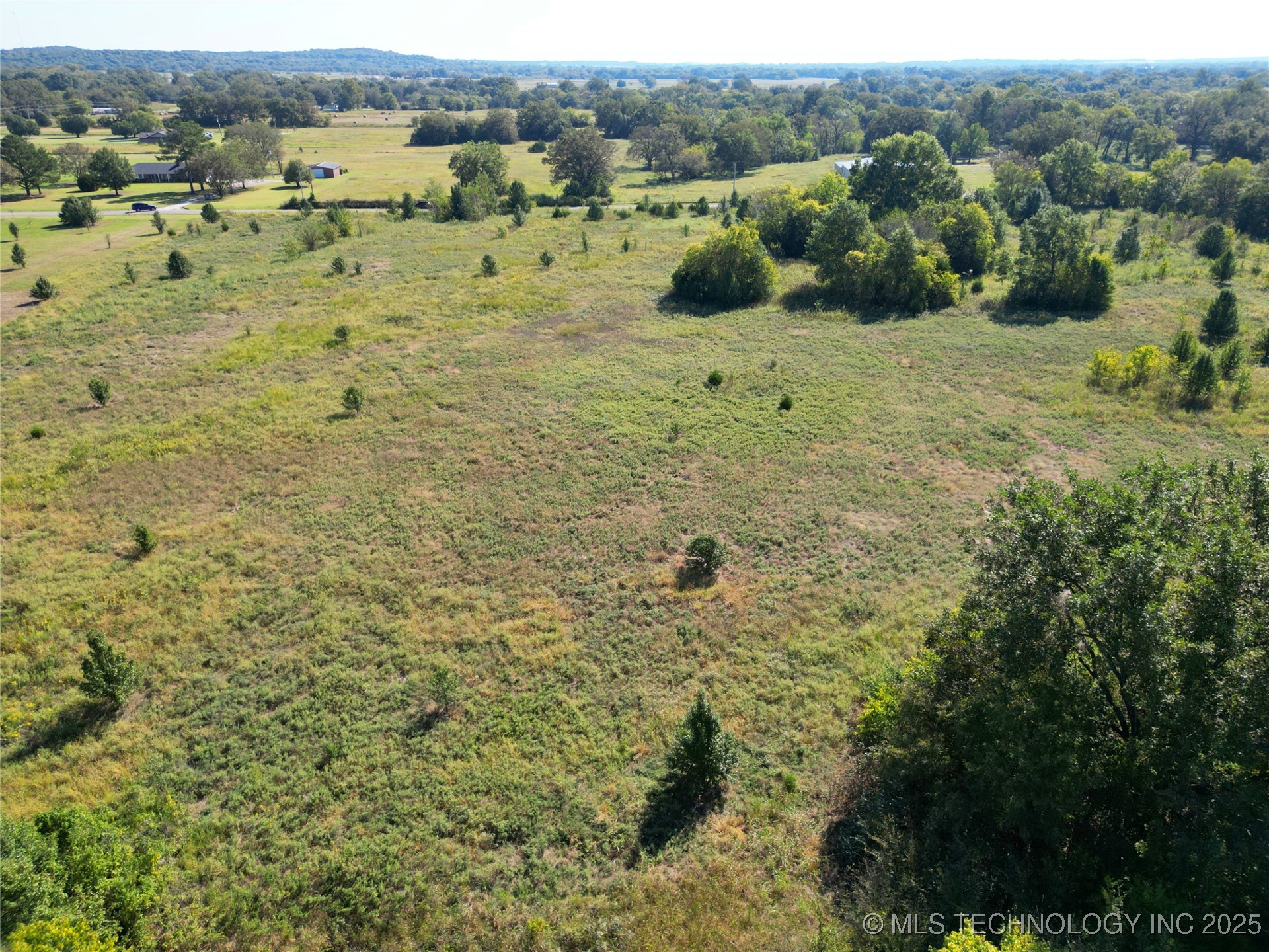 2541427 Property Photo 13