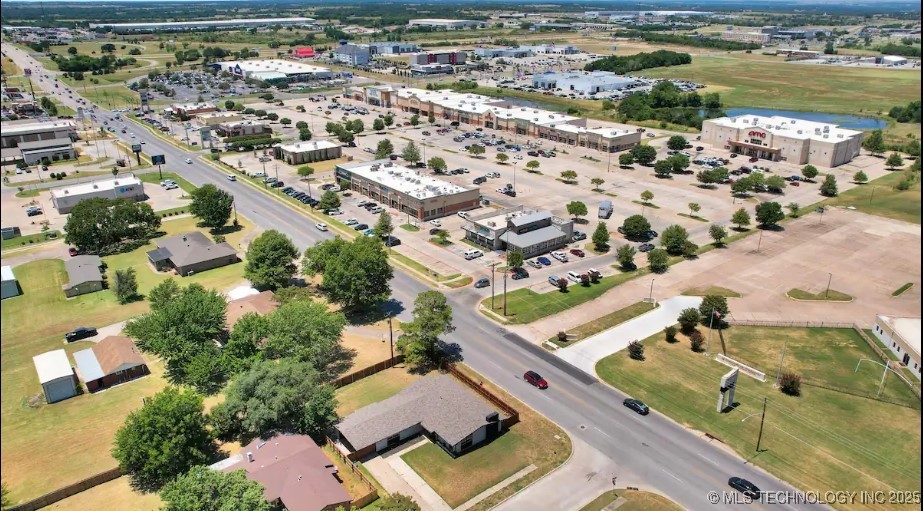 1115 Osage Property Photo 4