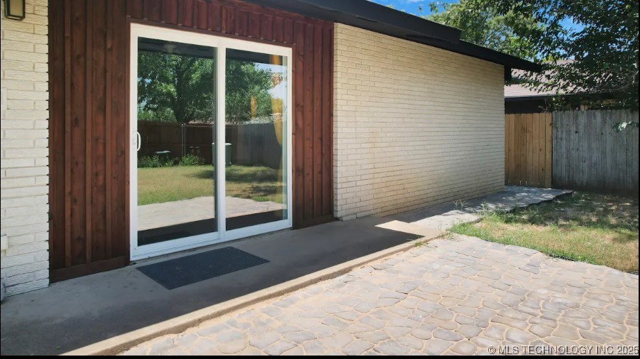 1115 Osage Property Photo 6