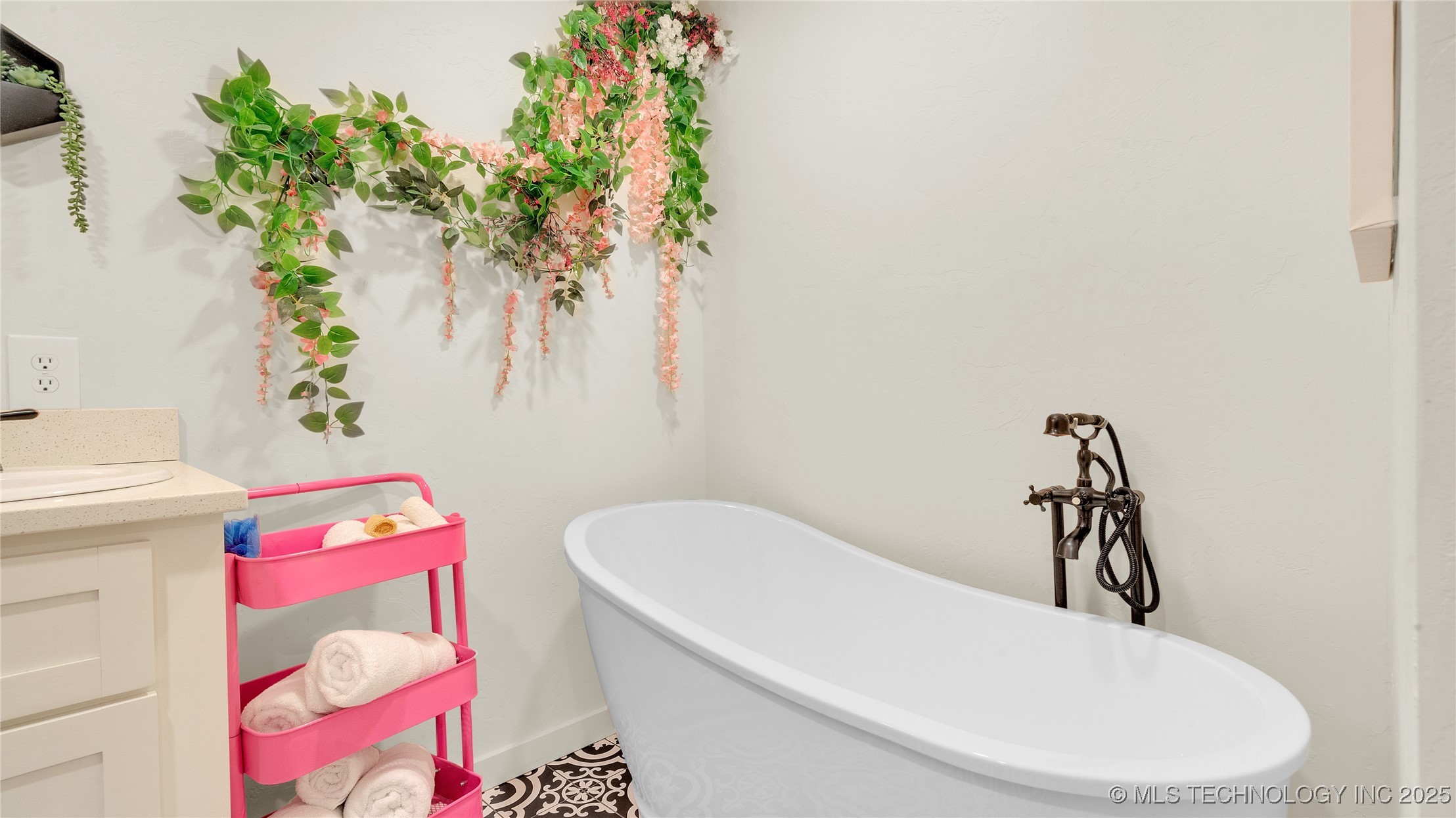 1115 Osage Property Photo 22