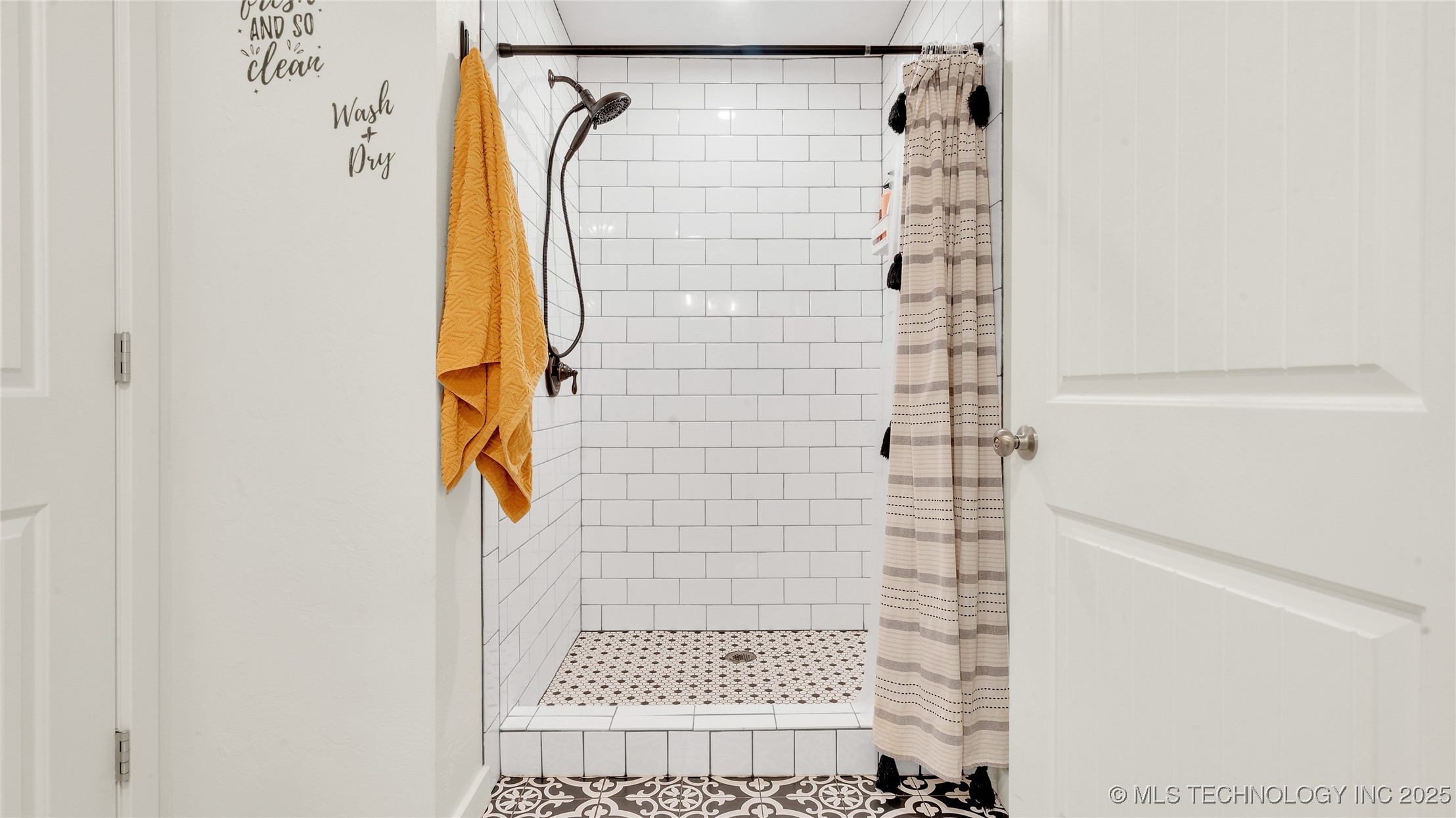 1115 Osage Property Photo 23