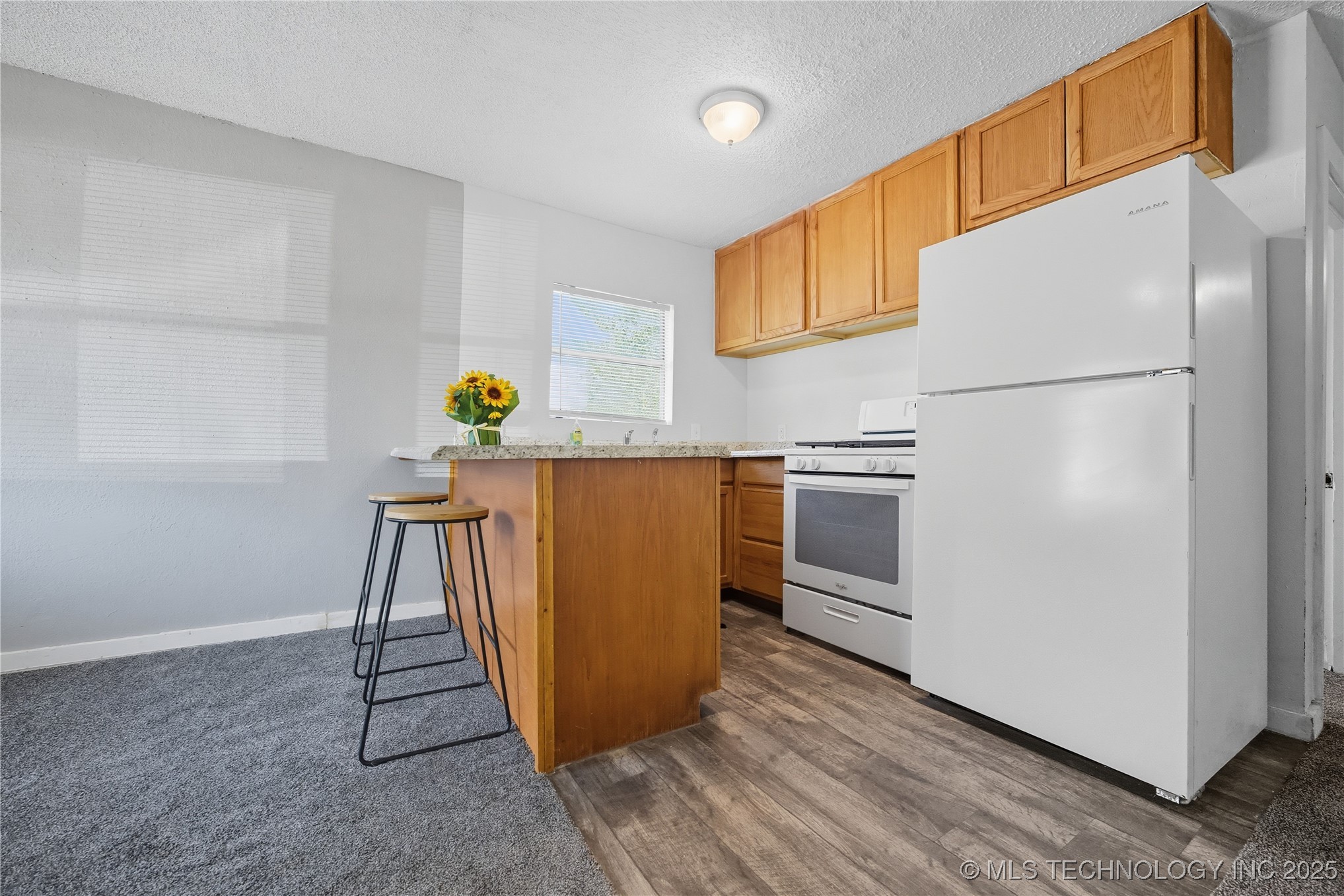 333 E Monroe Avenue Property Photo 4