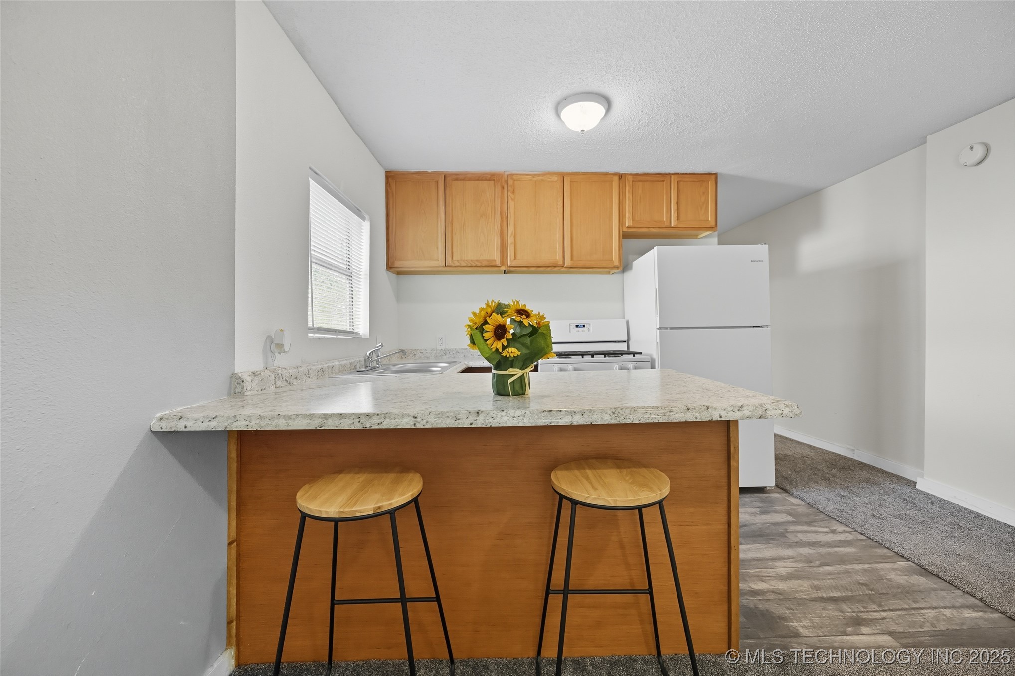 333 E Monroe Avenue Property Photo 7