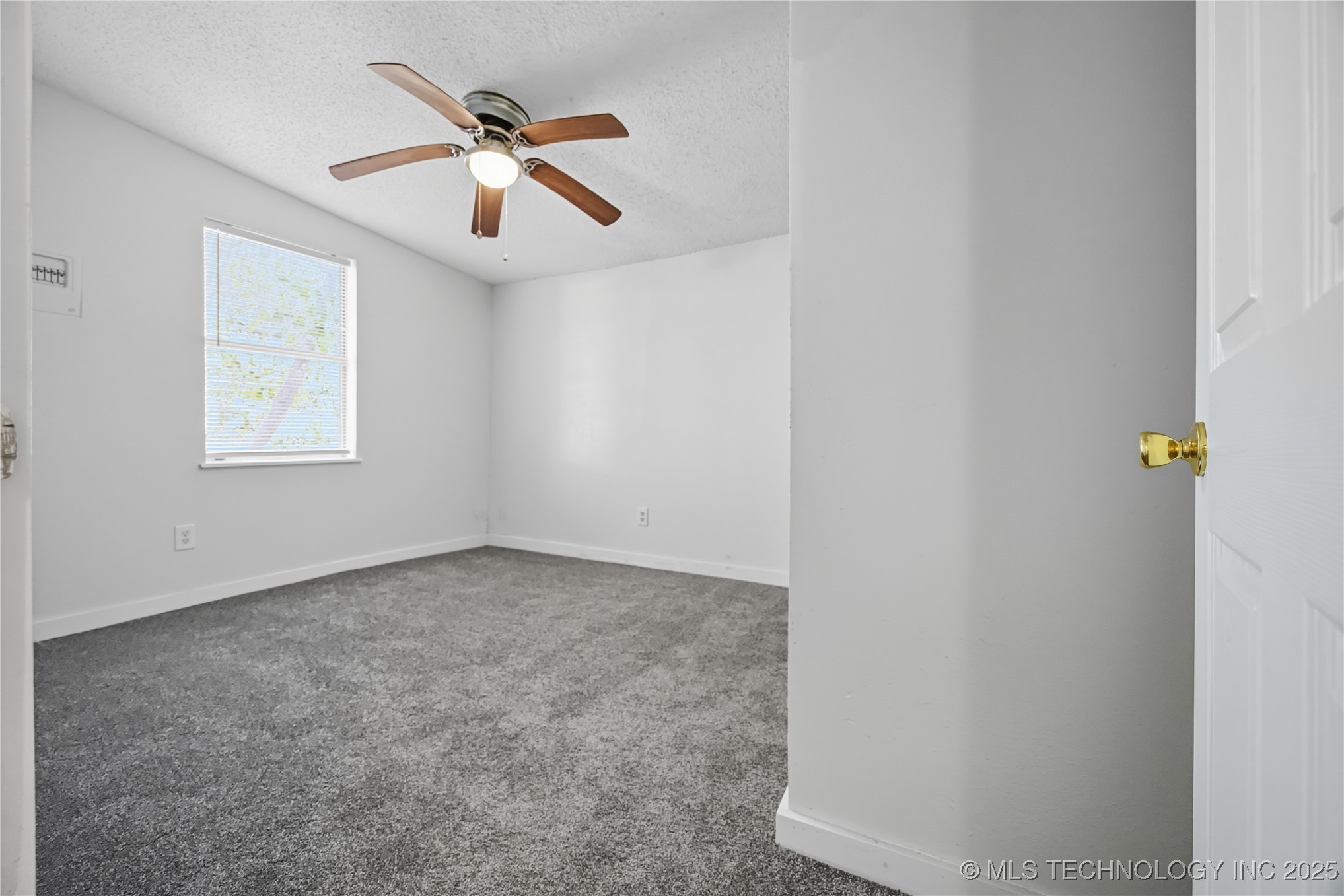 333 E Monroe Avenue Property Photo 15