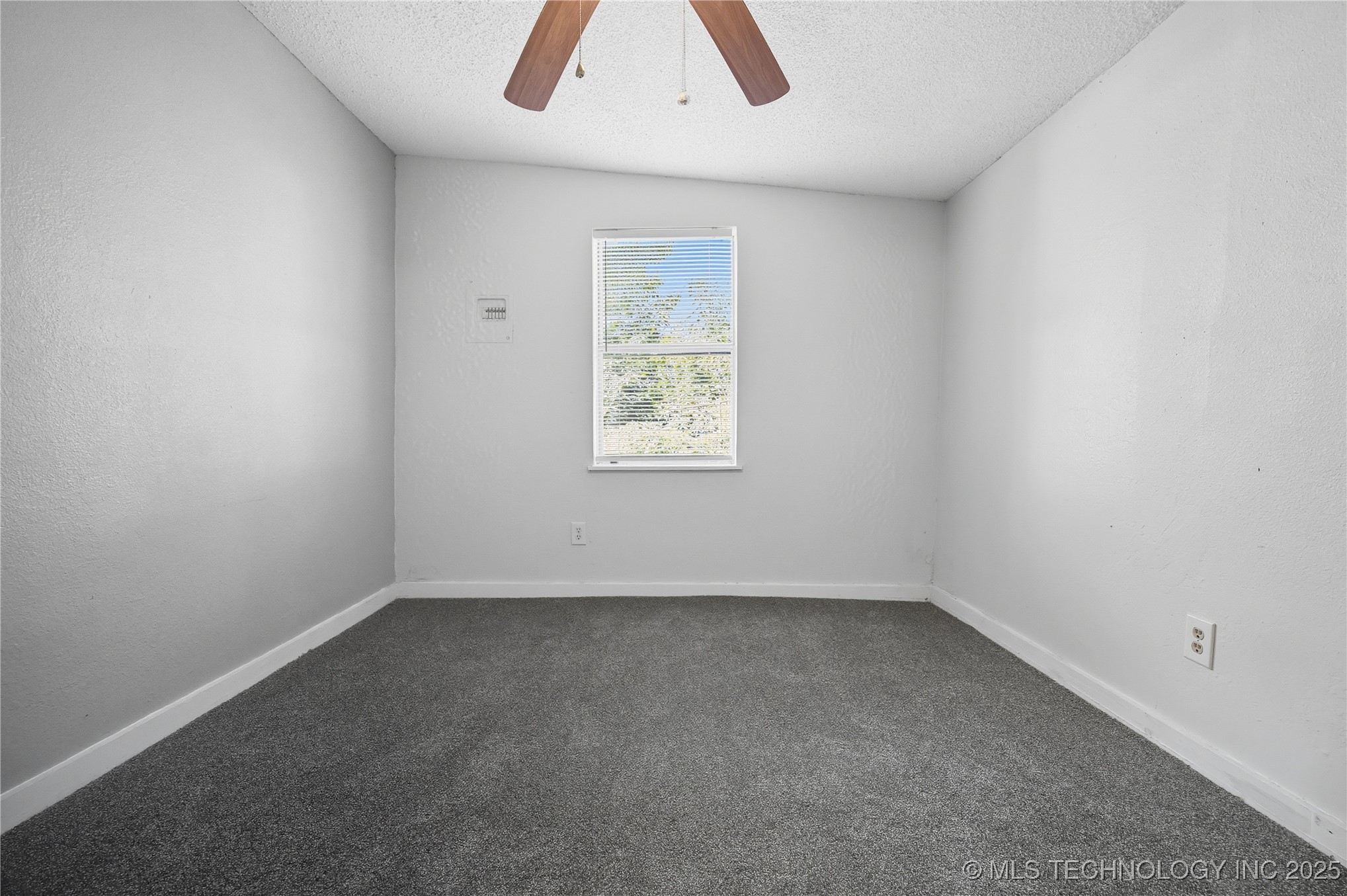 333 E Monroe Avenue Property Photo 16