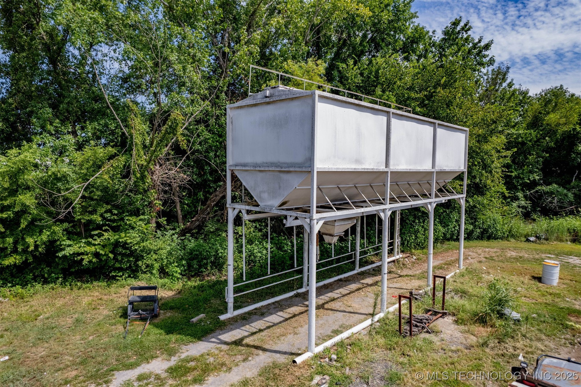 614 W Bel Aire Avenue Property Photo 26