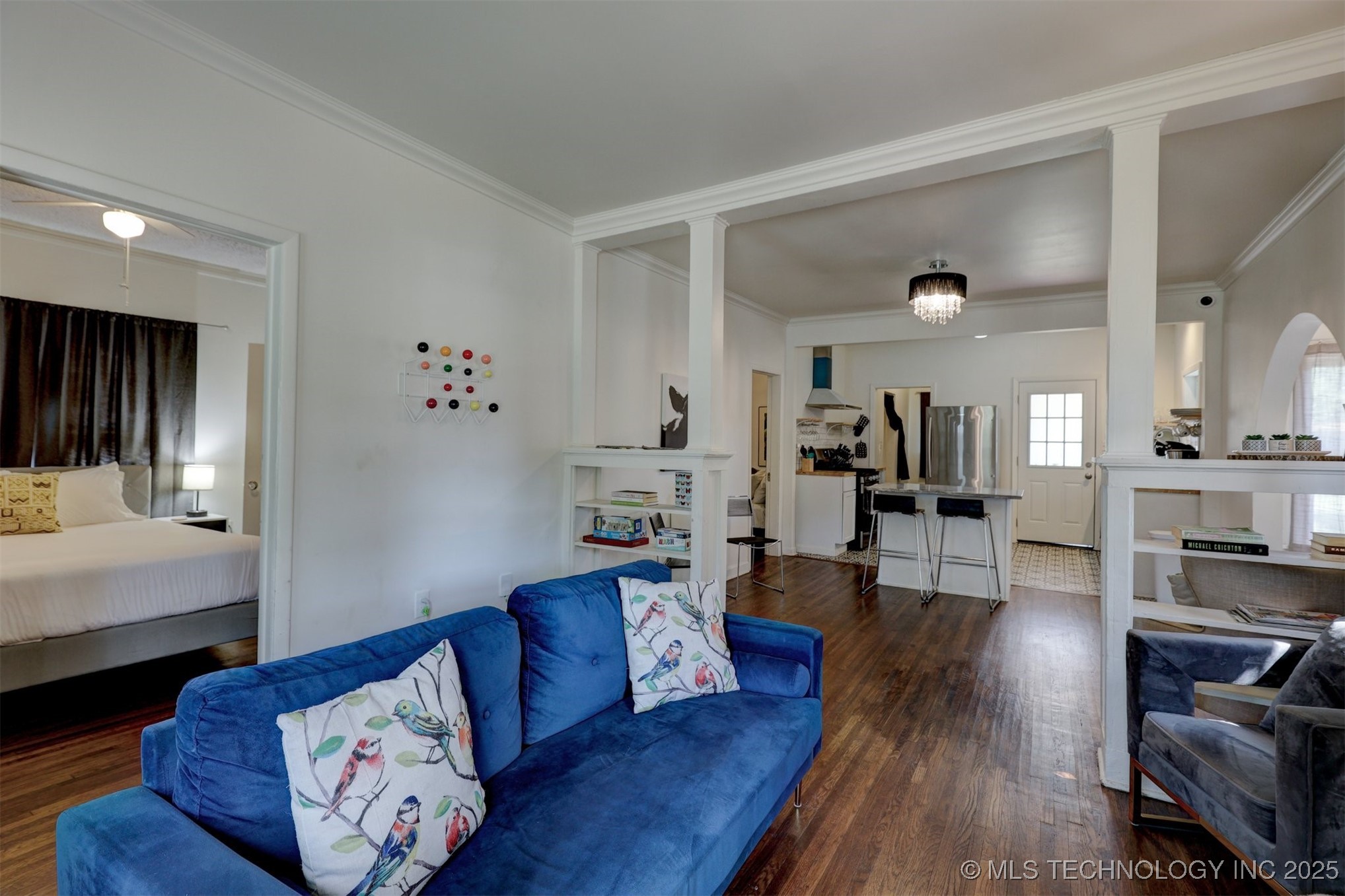 2015 W Easton Street Property Photo 11